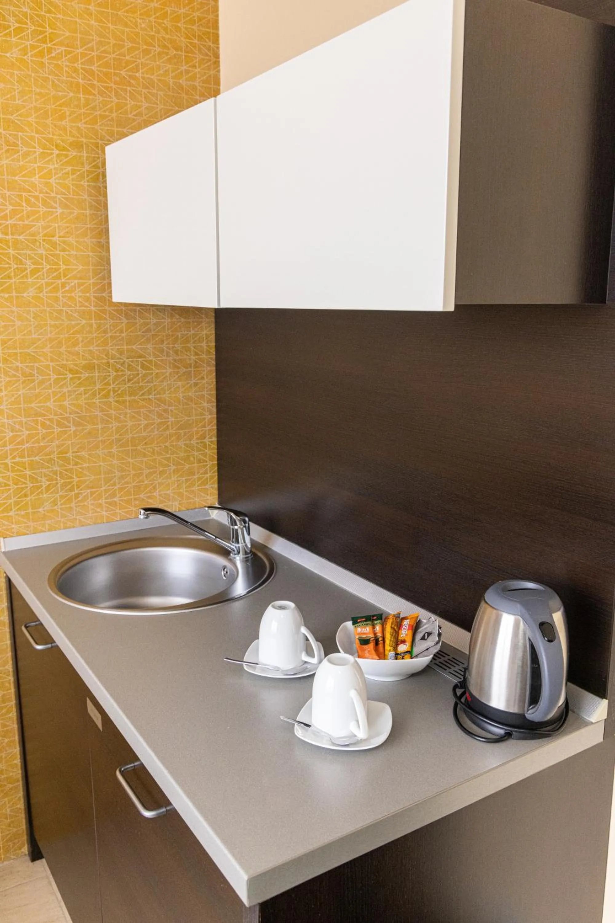 kitchen in Garni Hotel Nevski