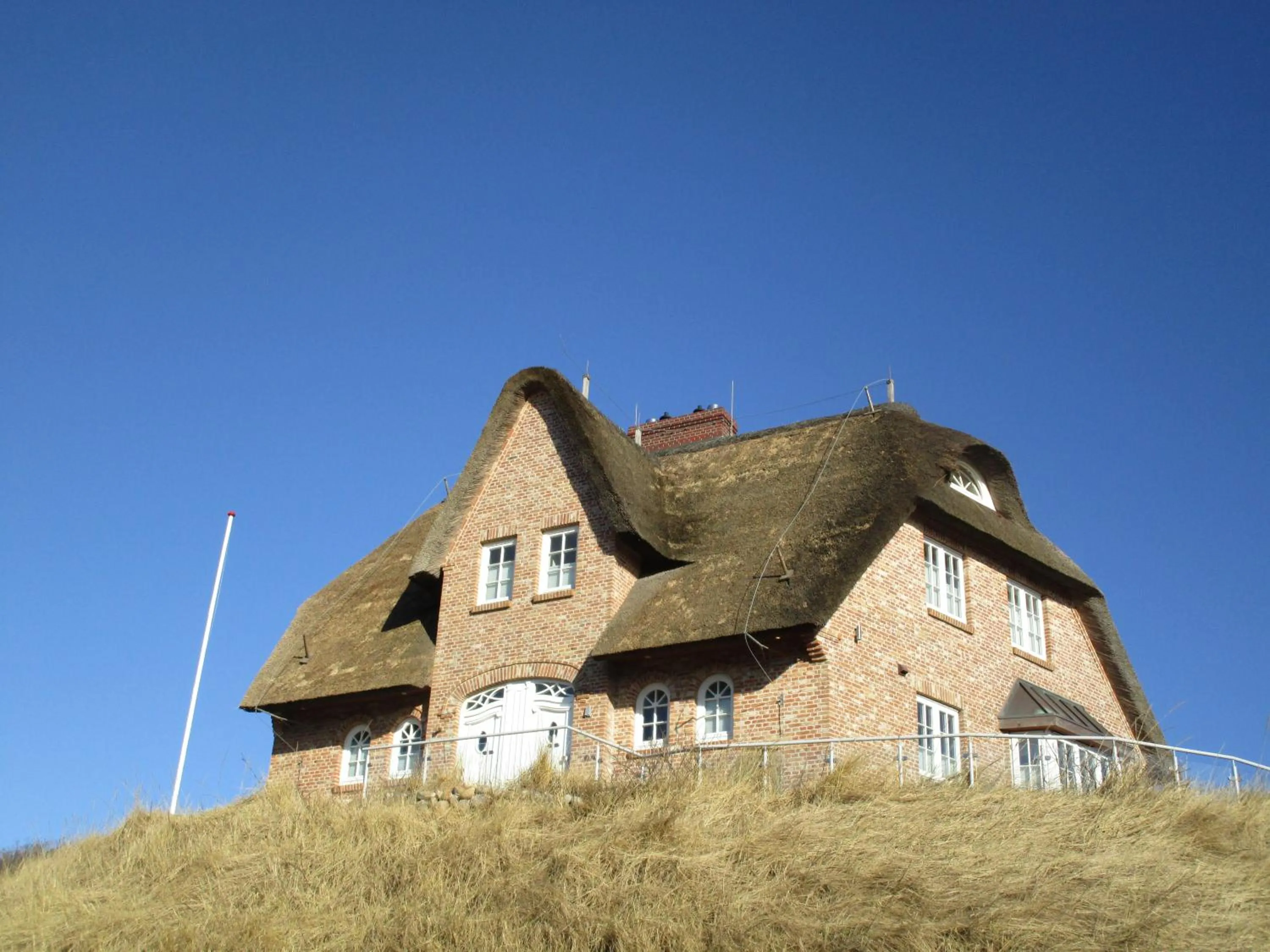 Property building in Hotel Duene