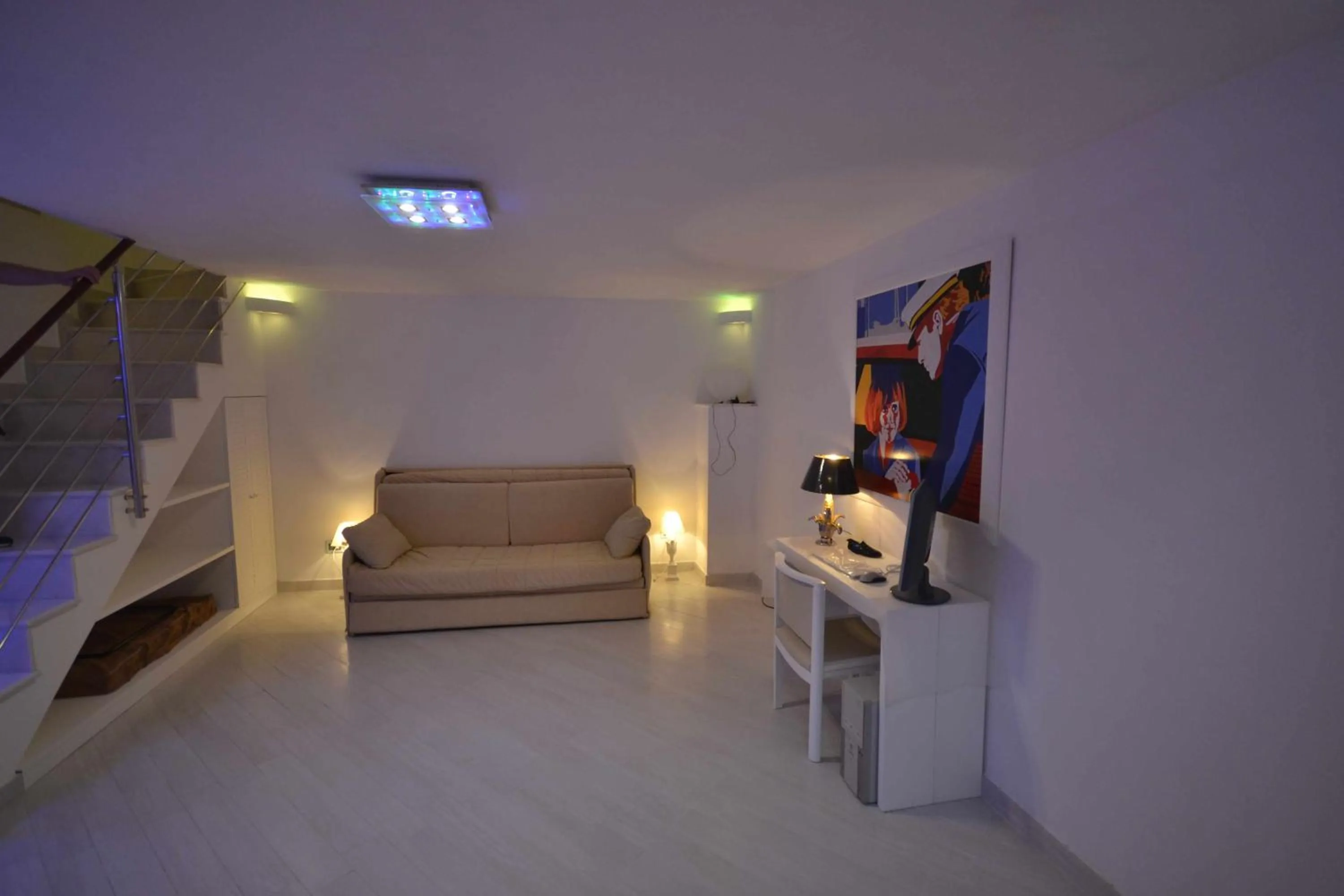 TV and multimedia in Golden Bay