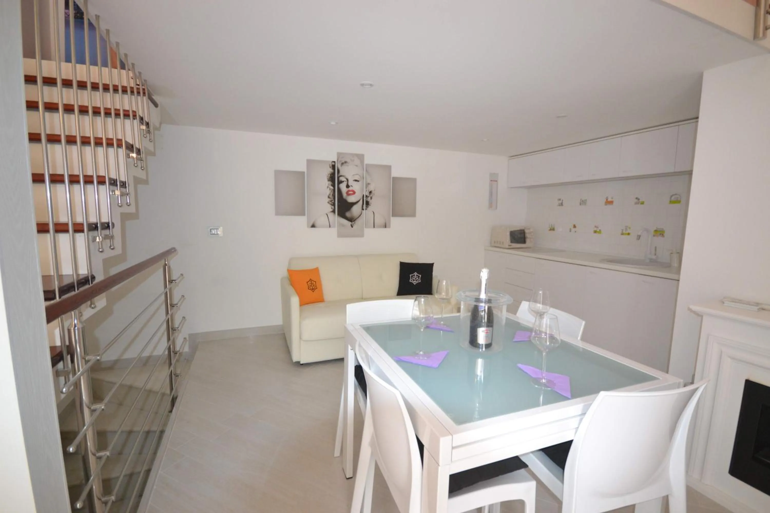 Kitchen or kitchenette in Golden Bay