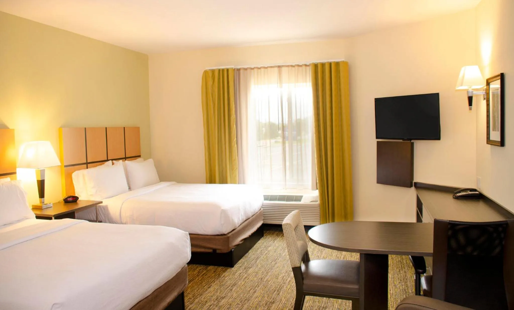 Photo of the whole room, Bed in Candlewood Suites - Lancaster West by IHG