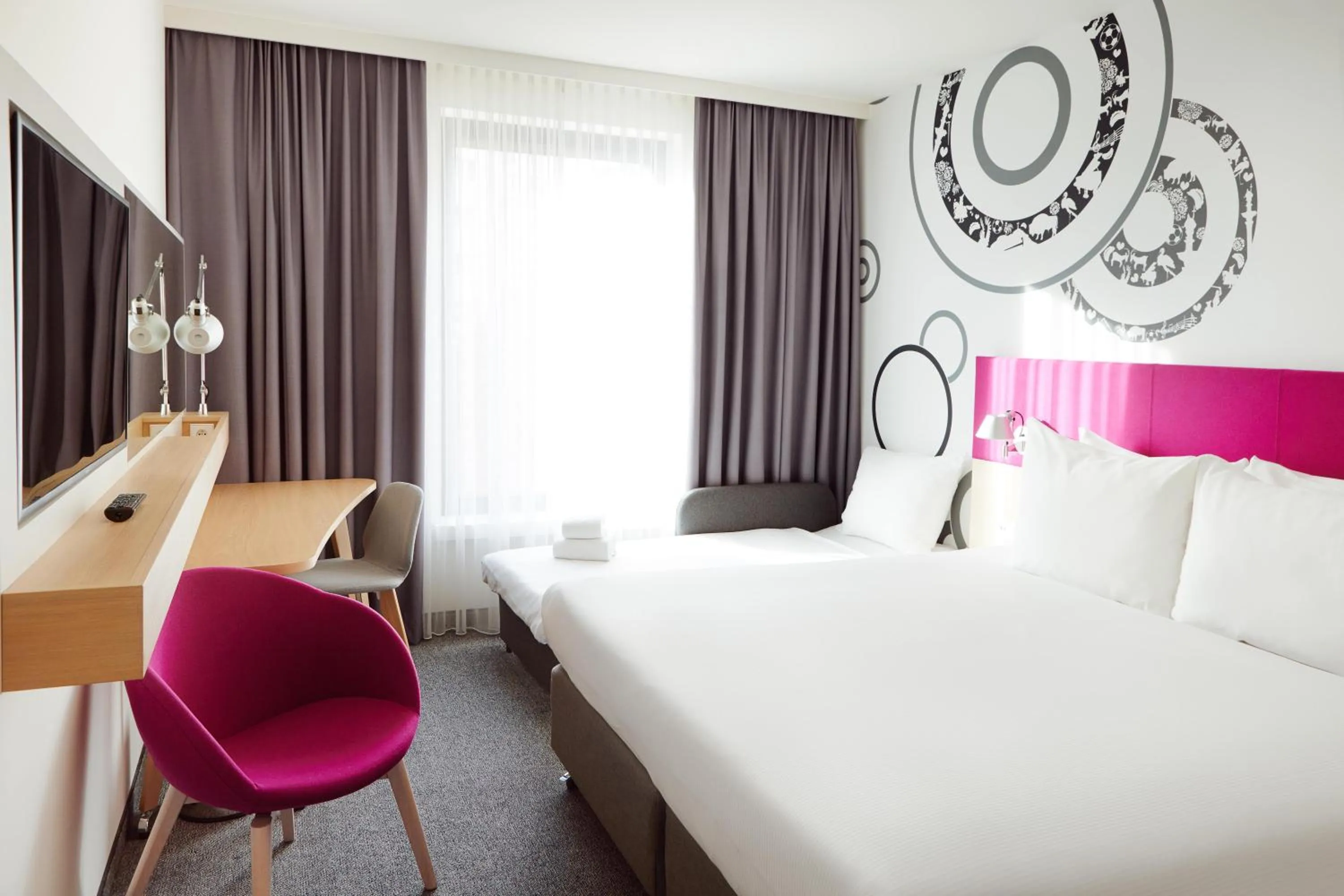 Bed in Holiday Inn - Warsaw City Centre by IHG
