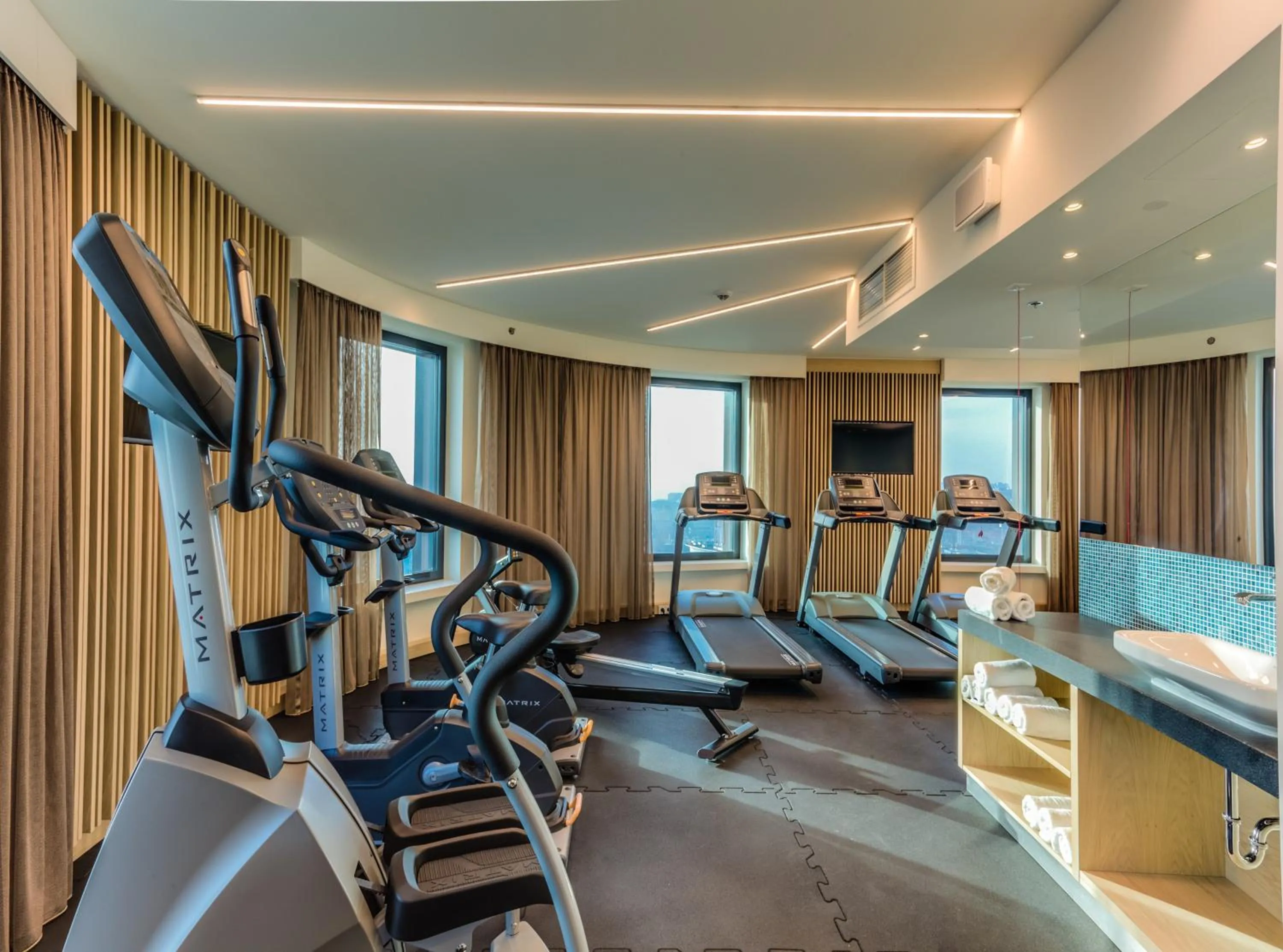 Fitness centre/facilities in Holiday Inn - Warsaw City Centre by IHG