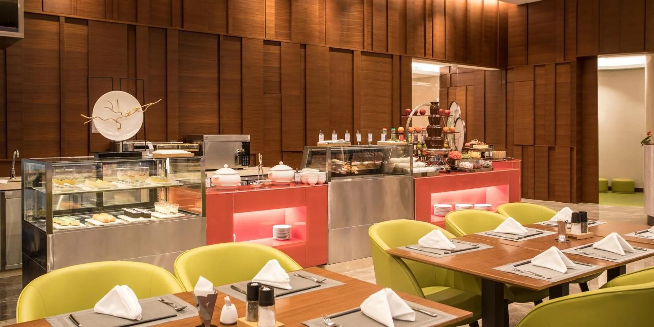 Restaurant/places to eat in Holiday Inn Suzhou Taihu Lake by IHG