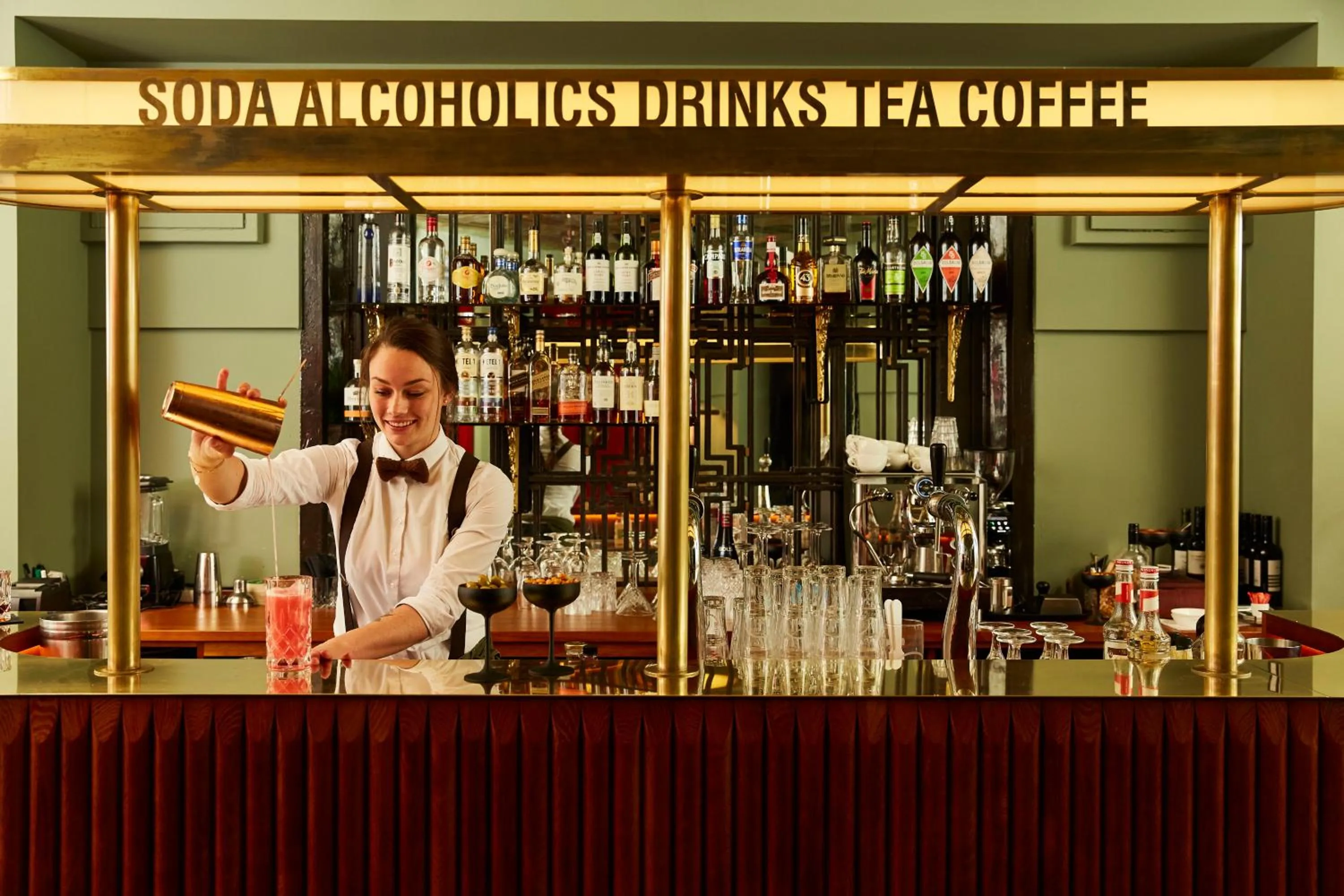 Lounge or bar in Hotel Indigo The Hague - Palace Noordeinde by IHG