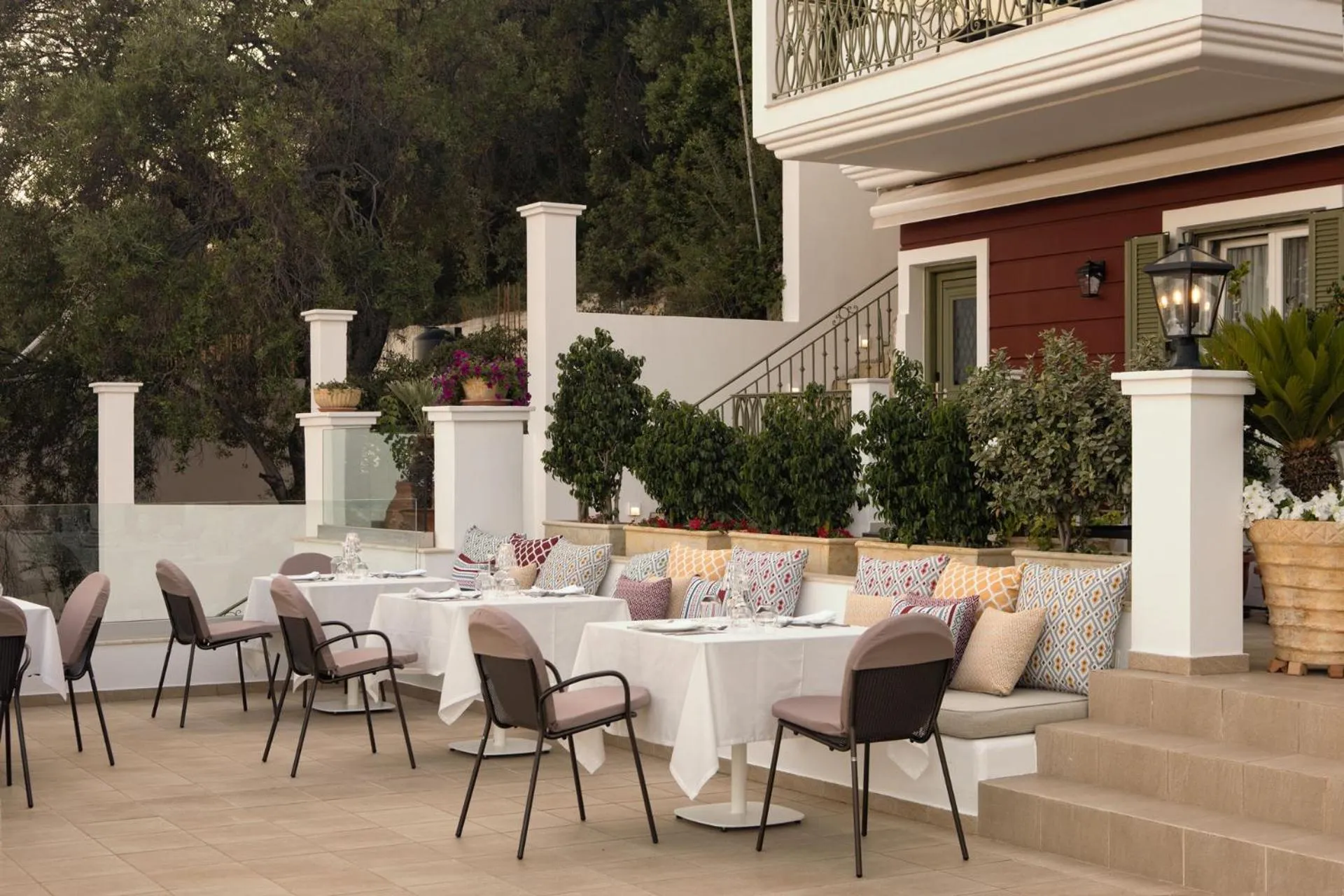 Dining area in Irida Parga