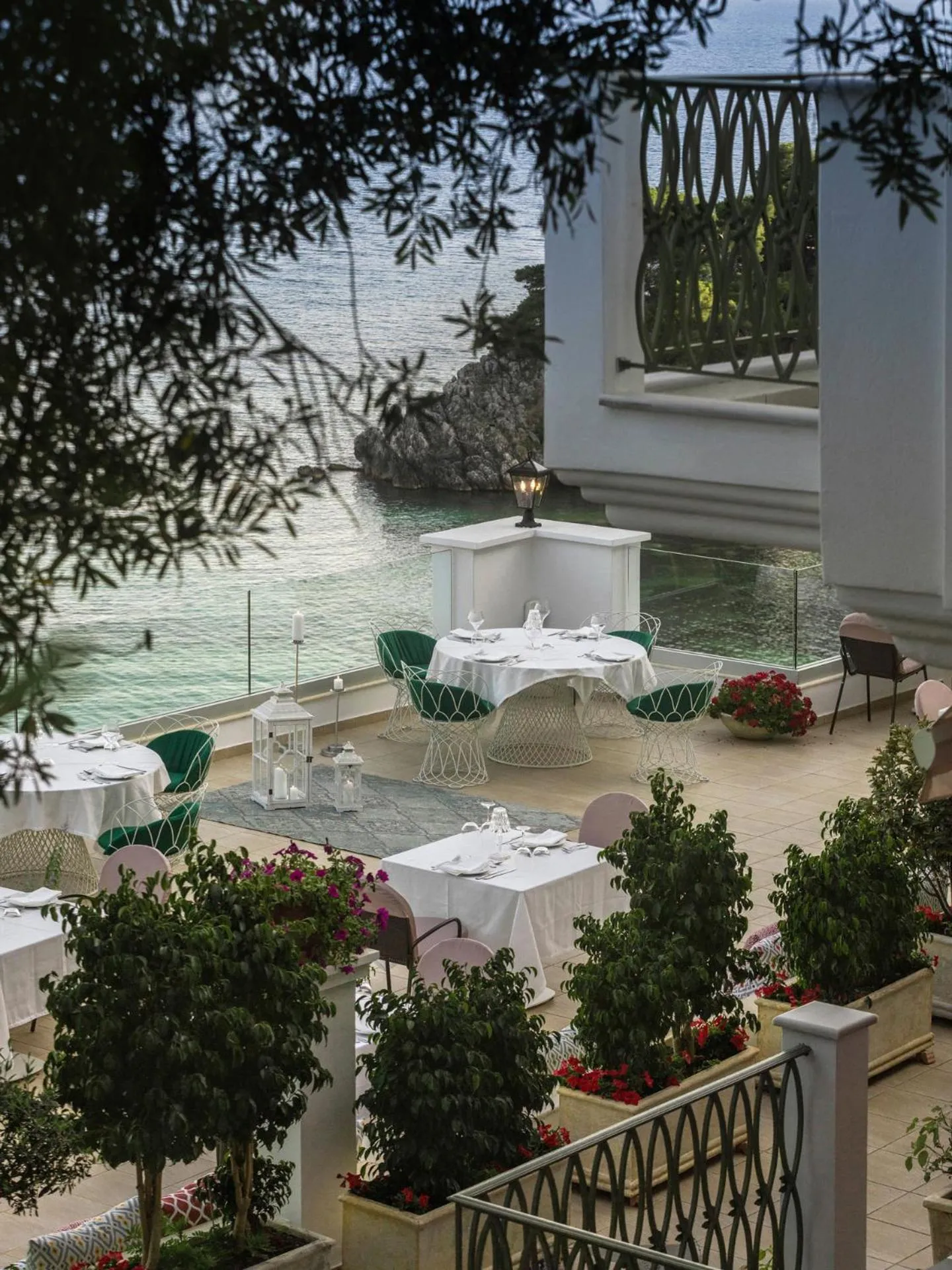 Restaurant/places to eat in Irida Parga