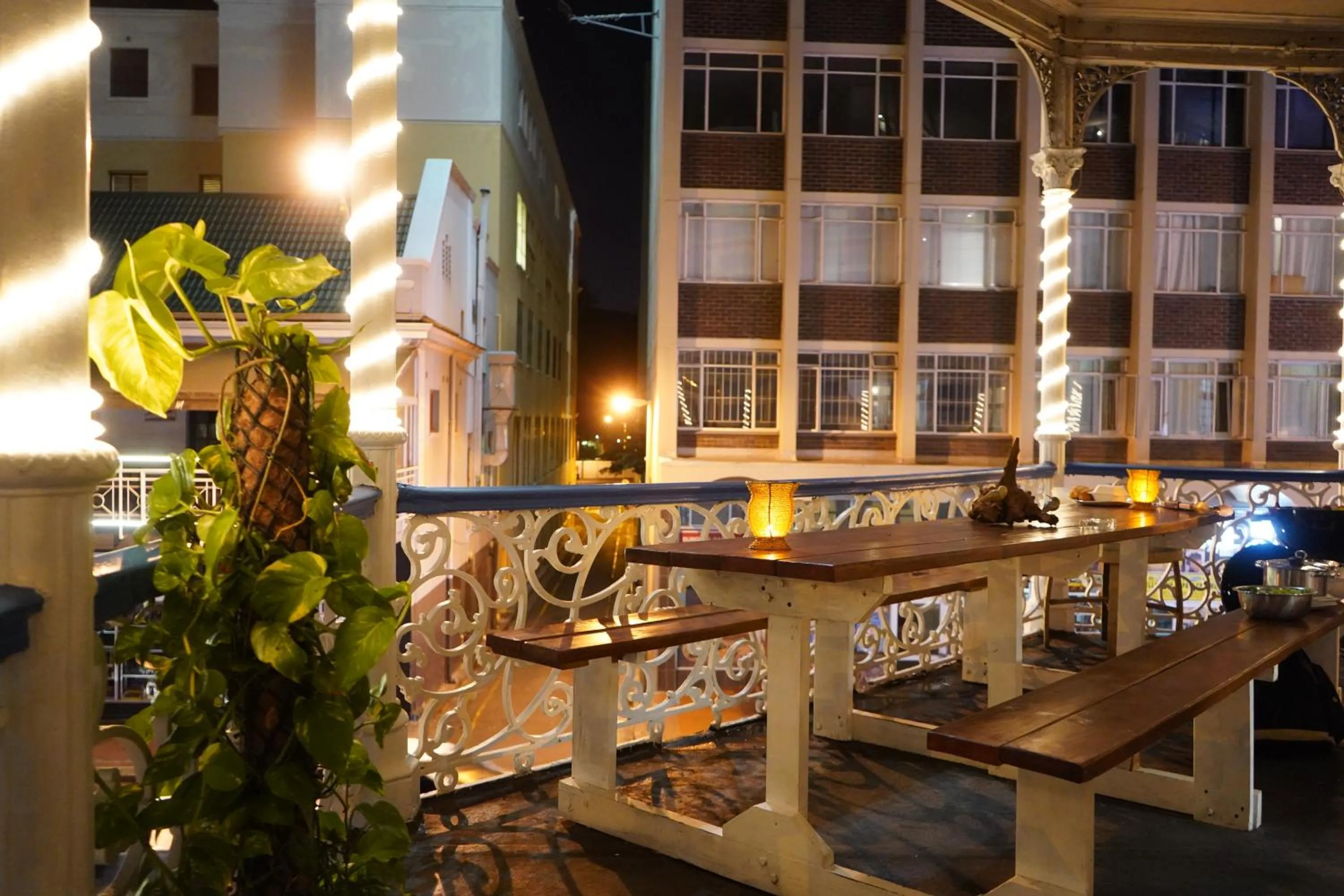 Balcony/Terrace in Urban Hive Backpackers