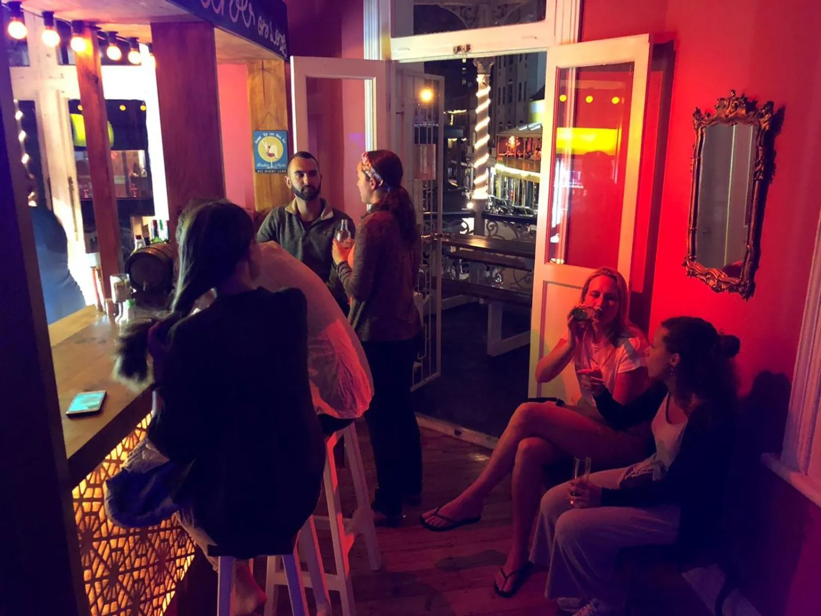 Lounge or bar in Urban Hive Backpackers