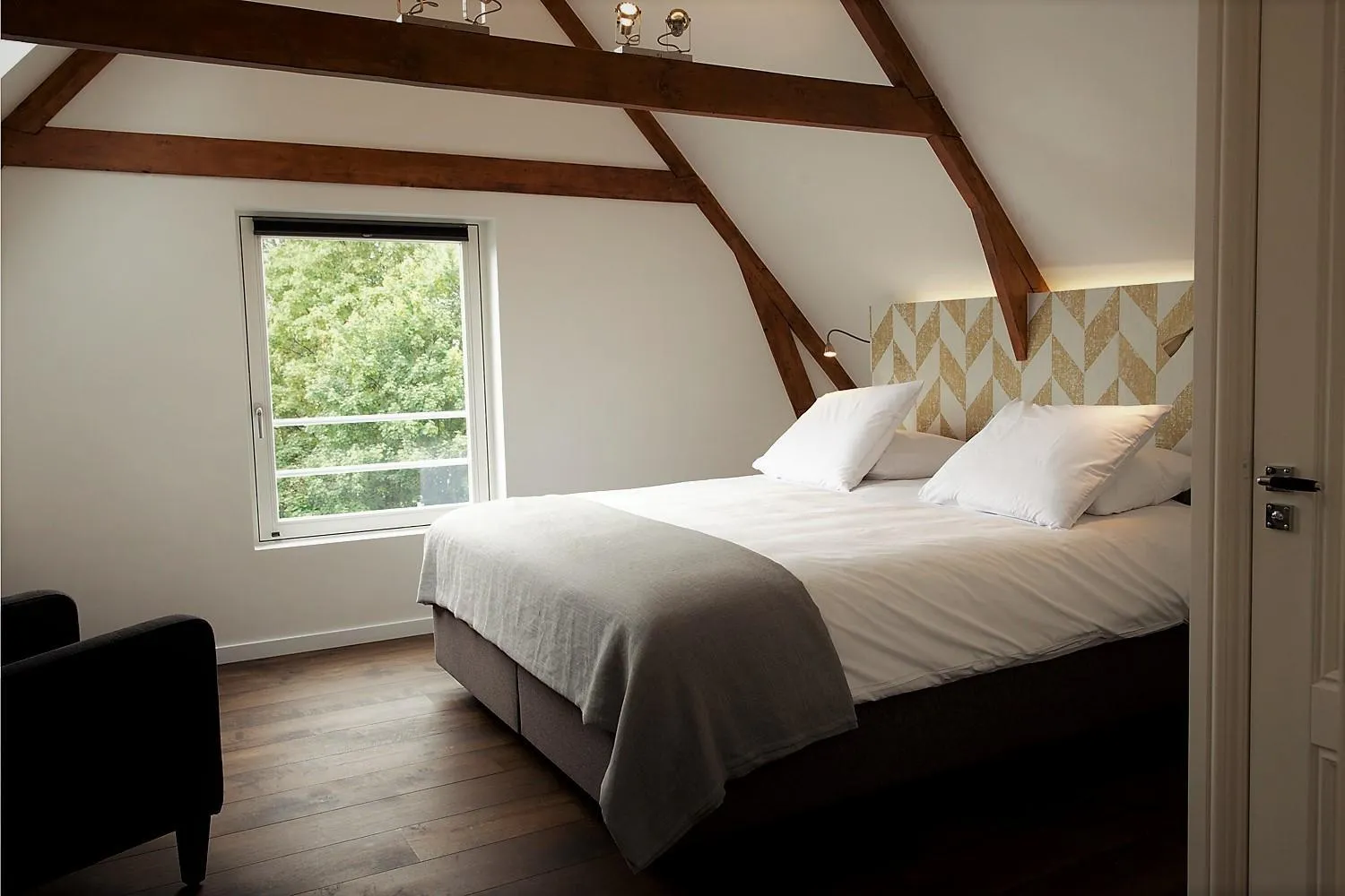 Garden view, Bed in Boutique B&B Nassau