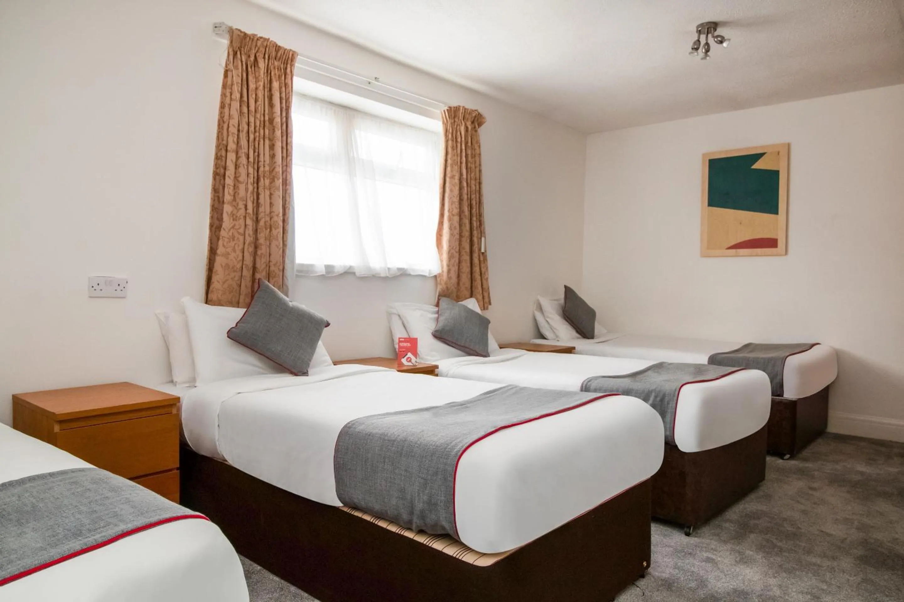 Bedroom, Bed in OYO Flagship Cardiff Central