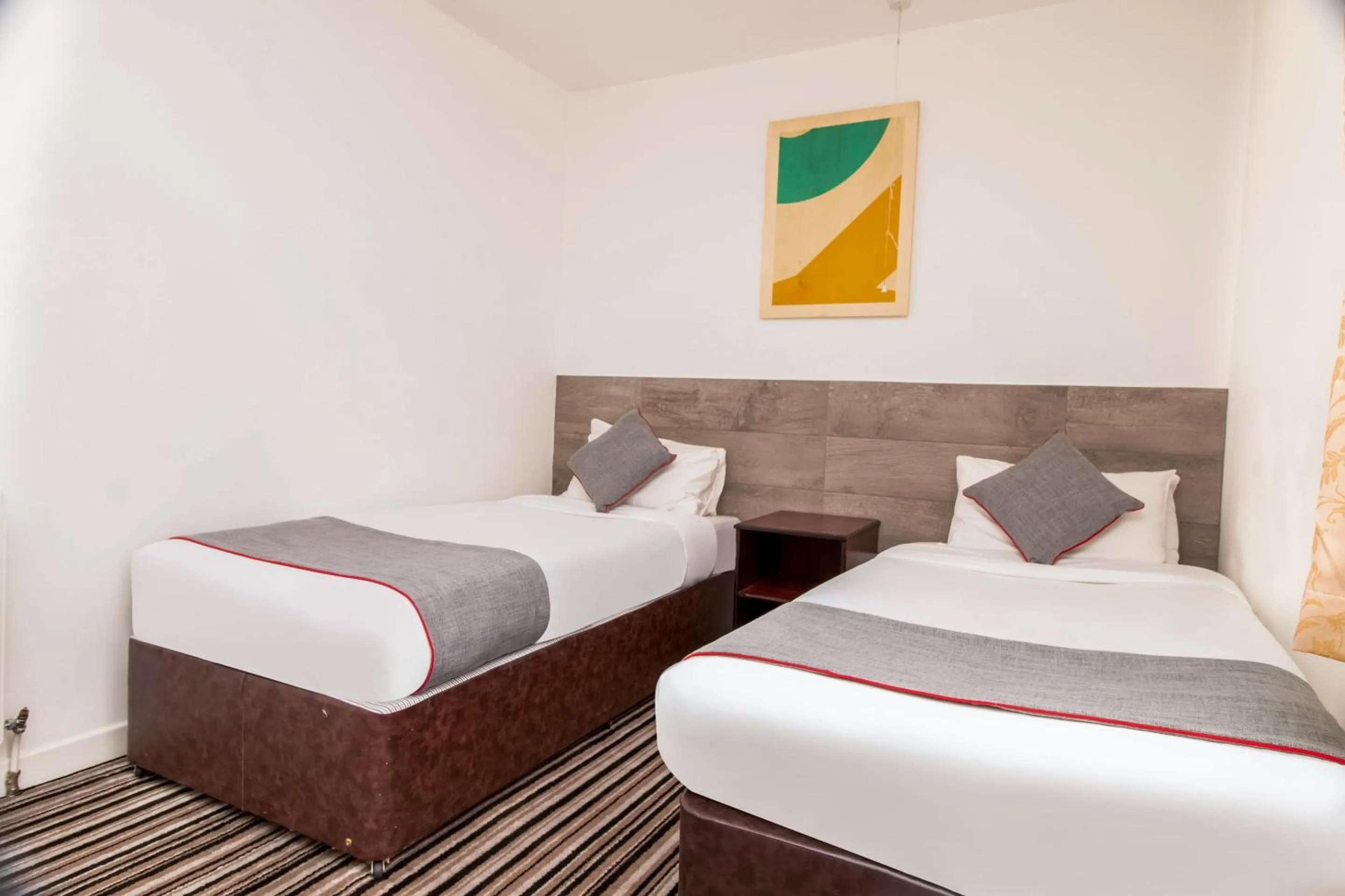 Bedroom, Bed in OYO Flagship Cardiff Central
