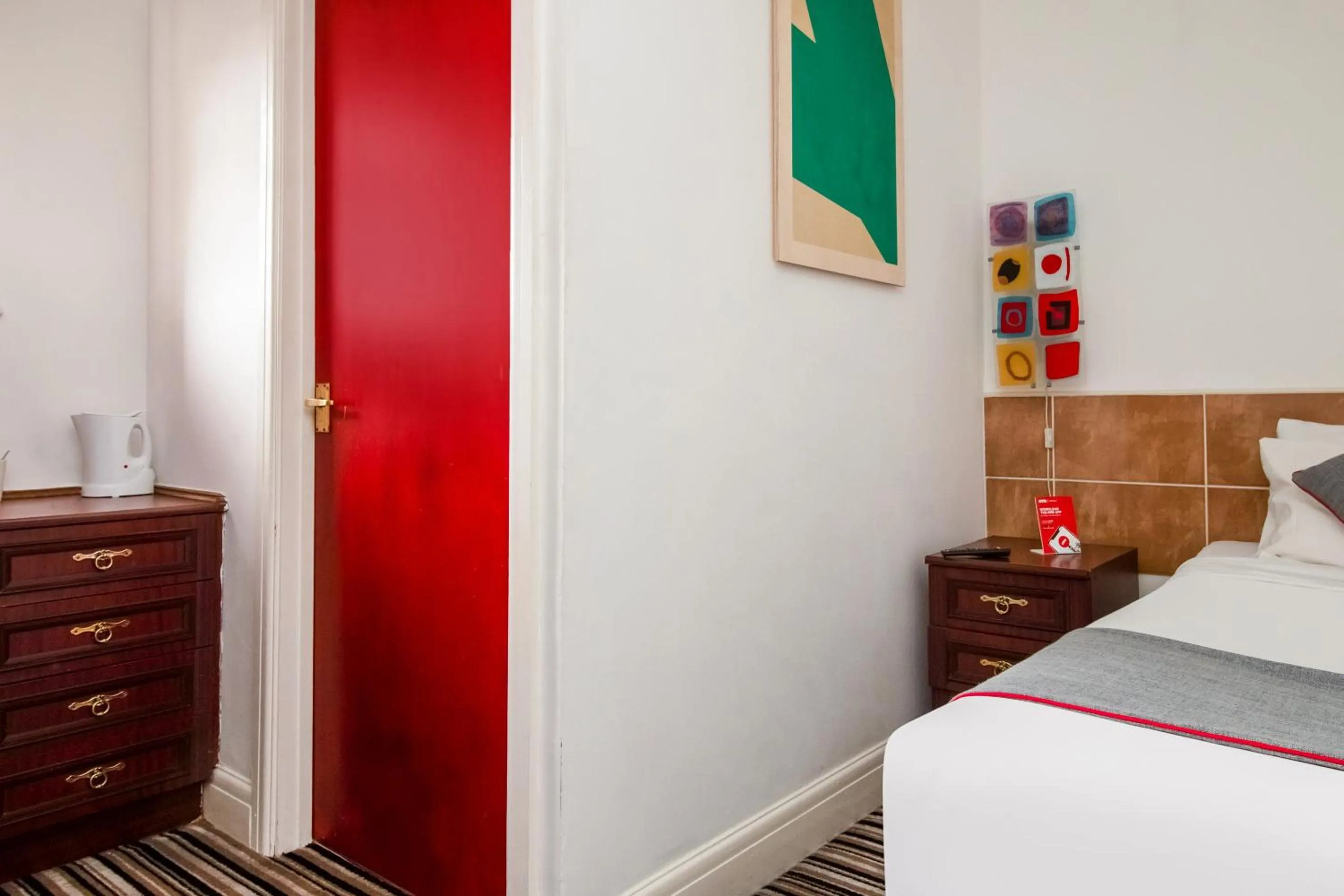 Bedroom, Bed in OYO Flagship Cardiff Central