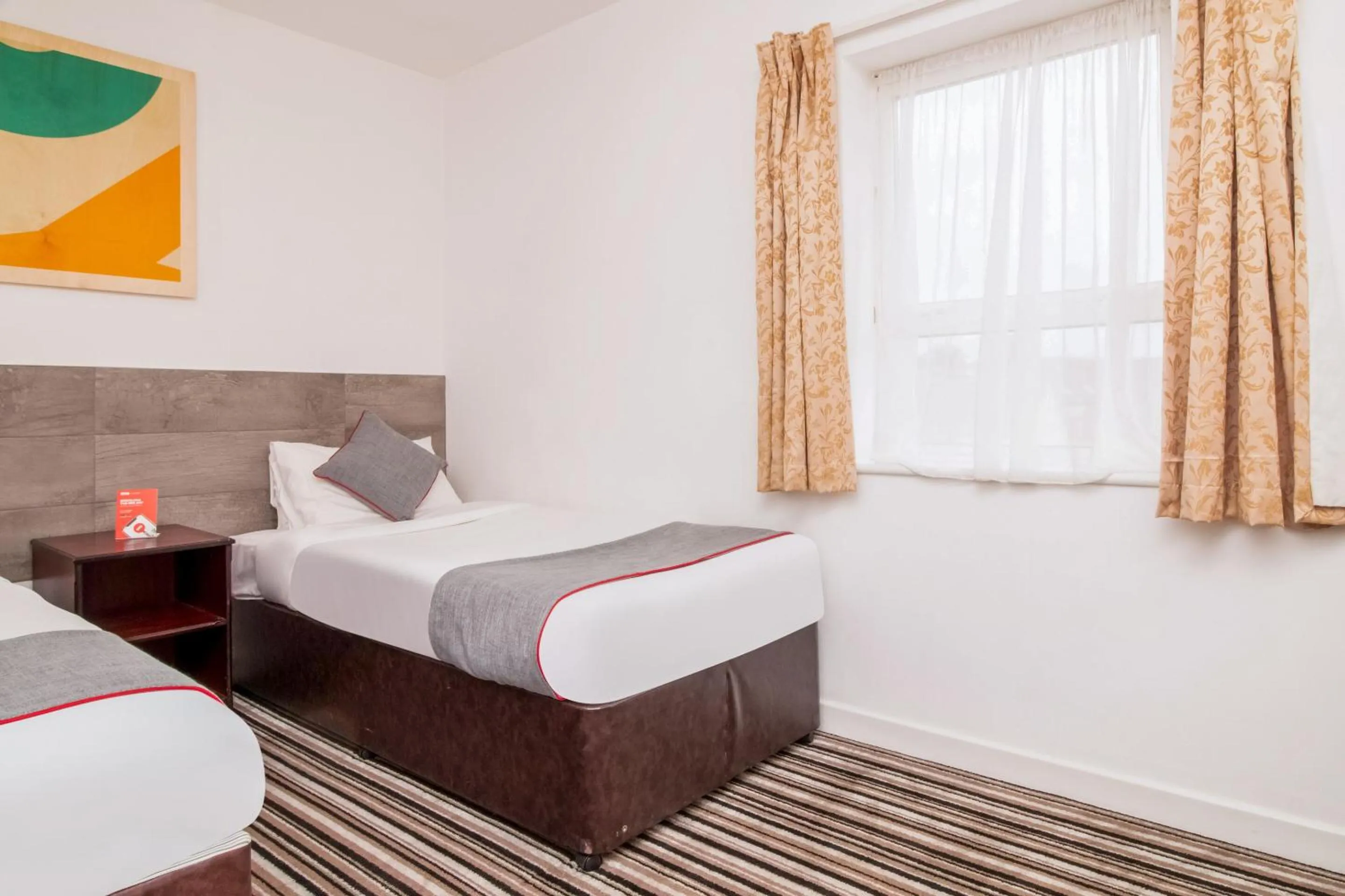 Bedroom, Bed in OYO Flagship Cardiff Central