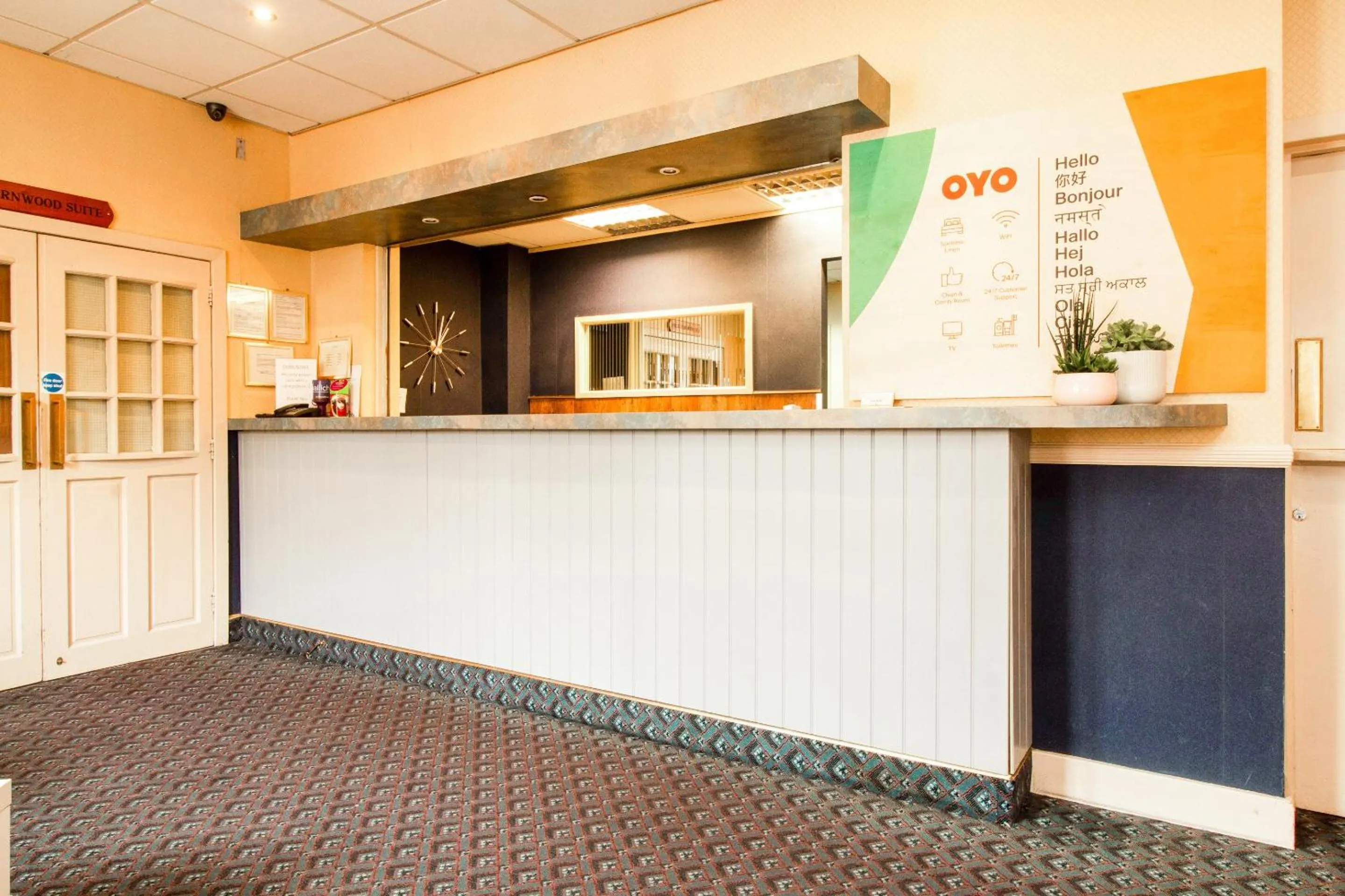 Lobby or reception in OYO Flagship Cardiff Central