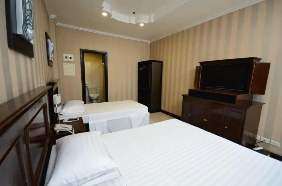 Bed in Hotel Formosa Daet