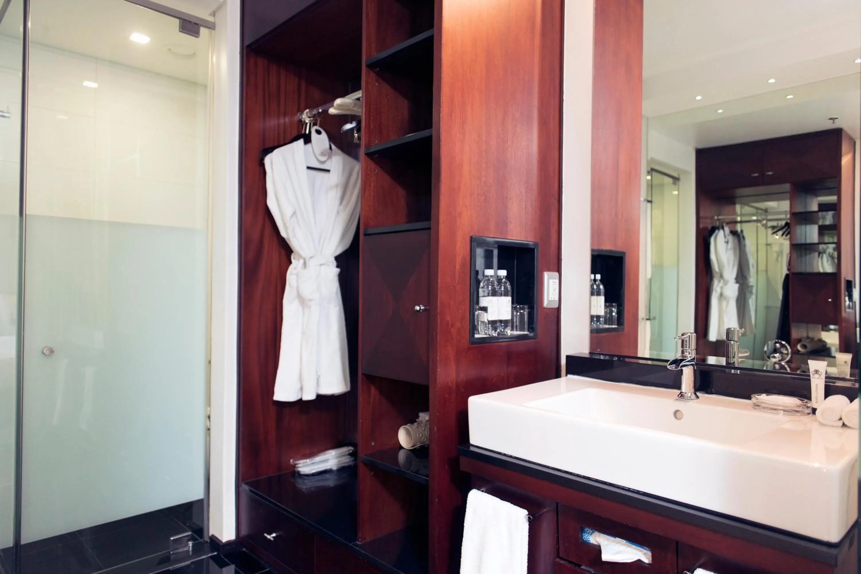 Bathroom in DAVINCI Hotel on Nelson Mandela Square