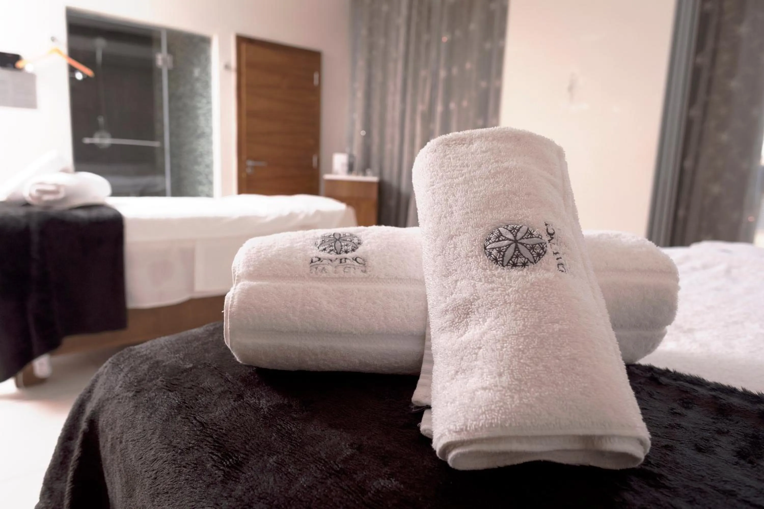 Massage, Bed in DAVINCI Hotel on Nelson Mandela Square