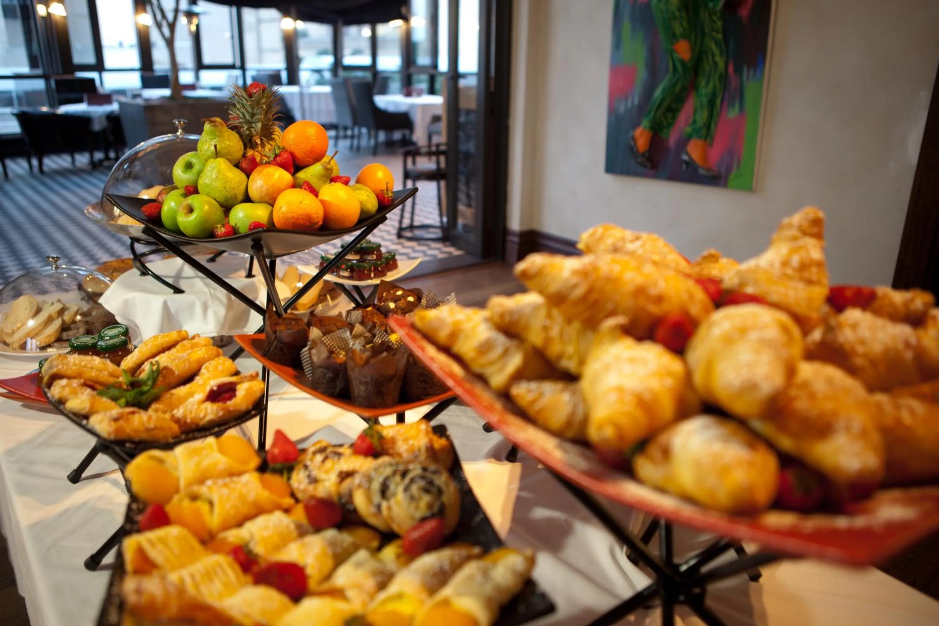 Food and drinks in DAVINCI Hotel on Nelson Mandela Square