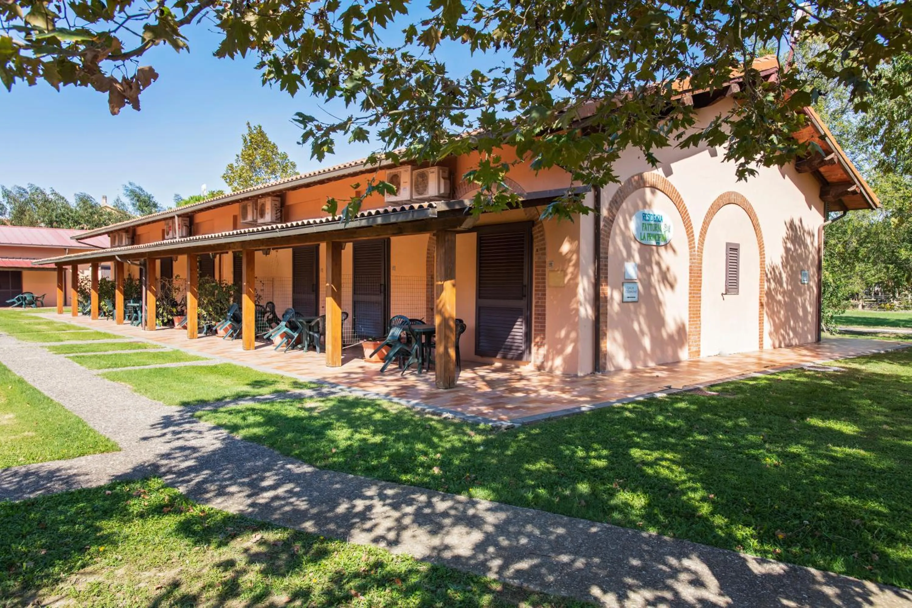 Property building in Borgo San Antonio & Borgo San Giuseppe by La Principina