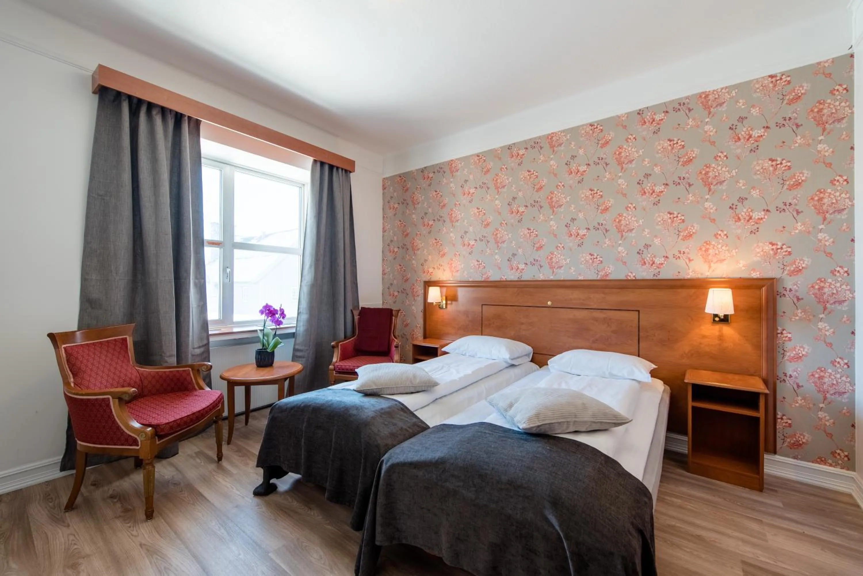 Bed in Oppdal Turisthotell