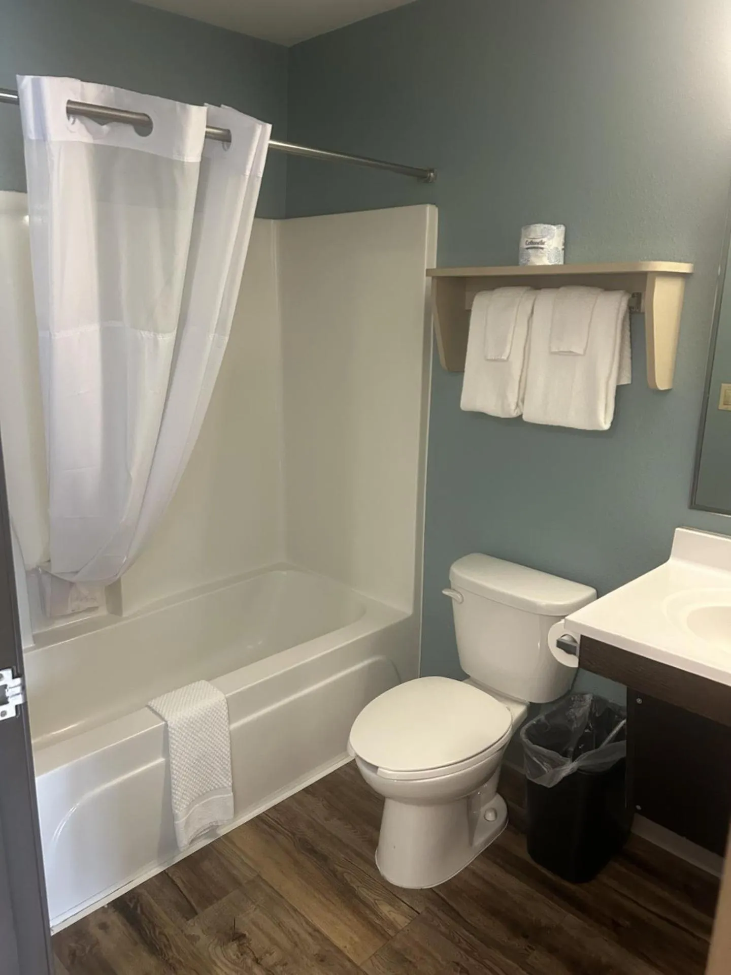 WoodSpring Suites Nashville Airport