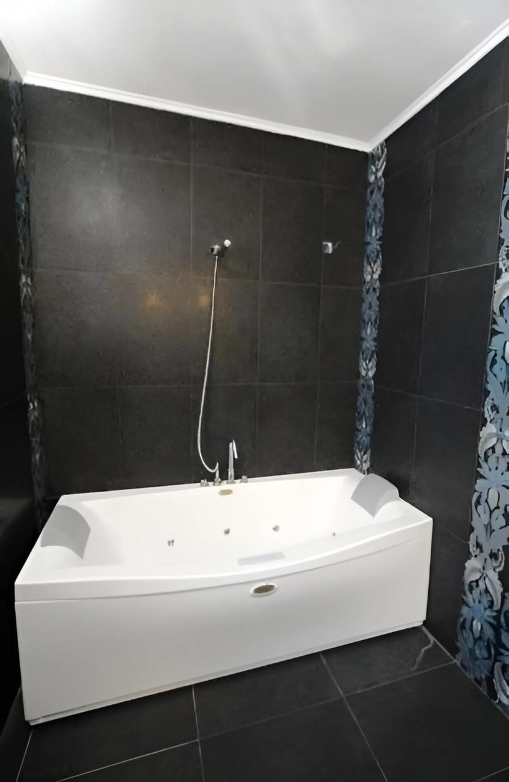 Bath in Kyridis Hotel