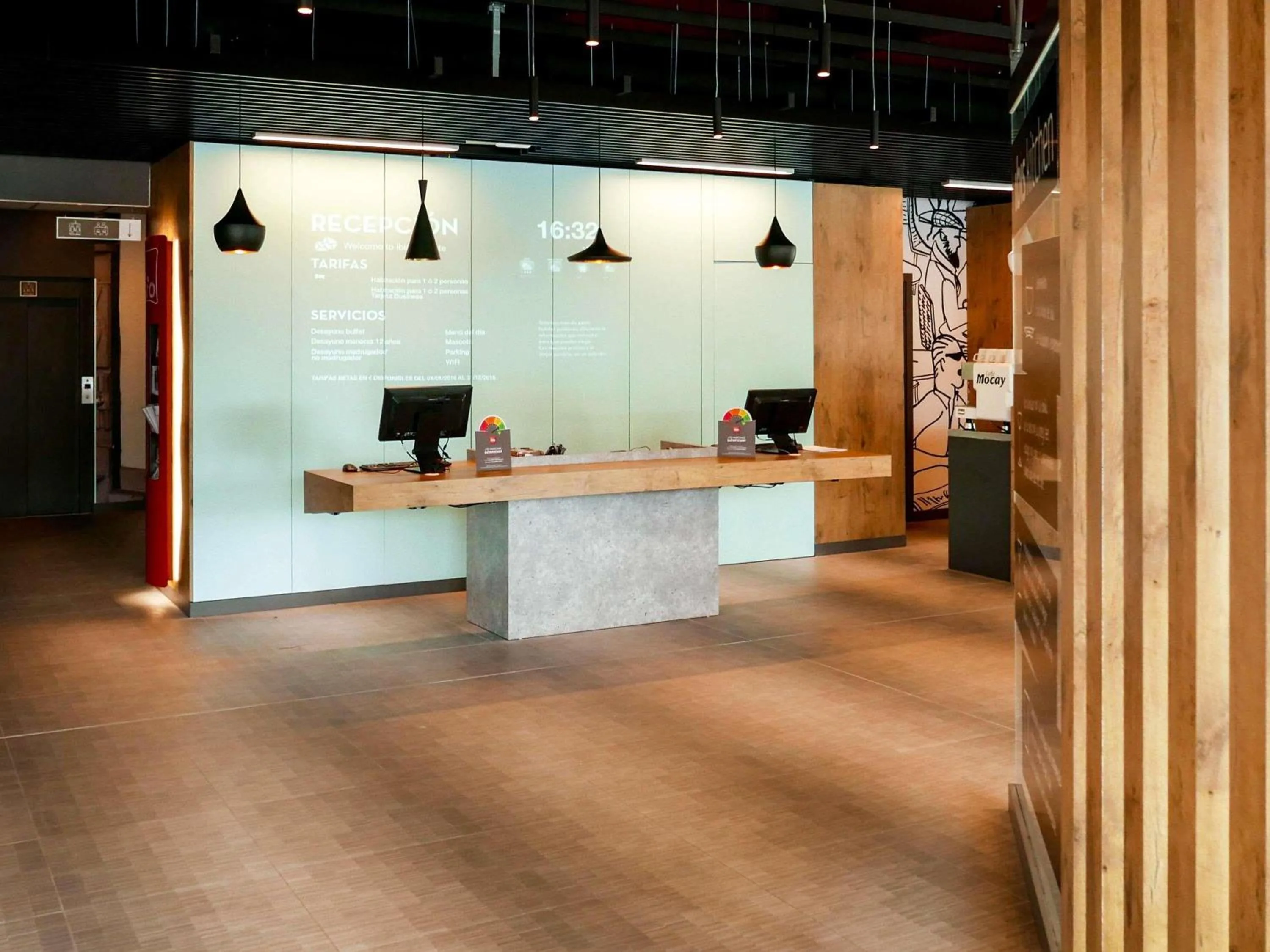 Property building in Ibis Hotel Alicante