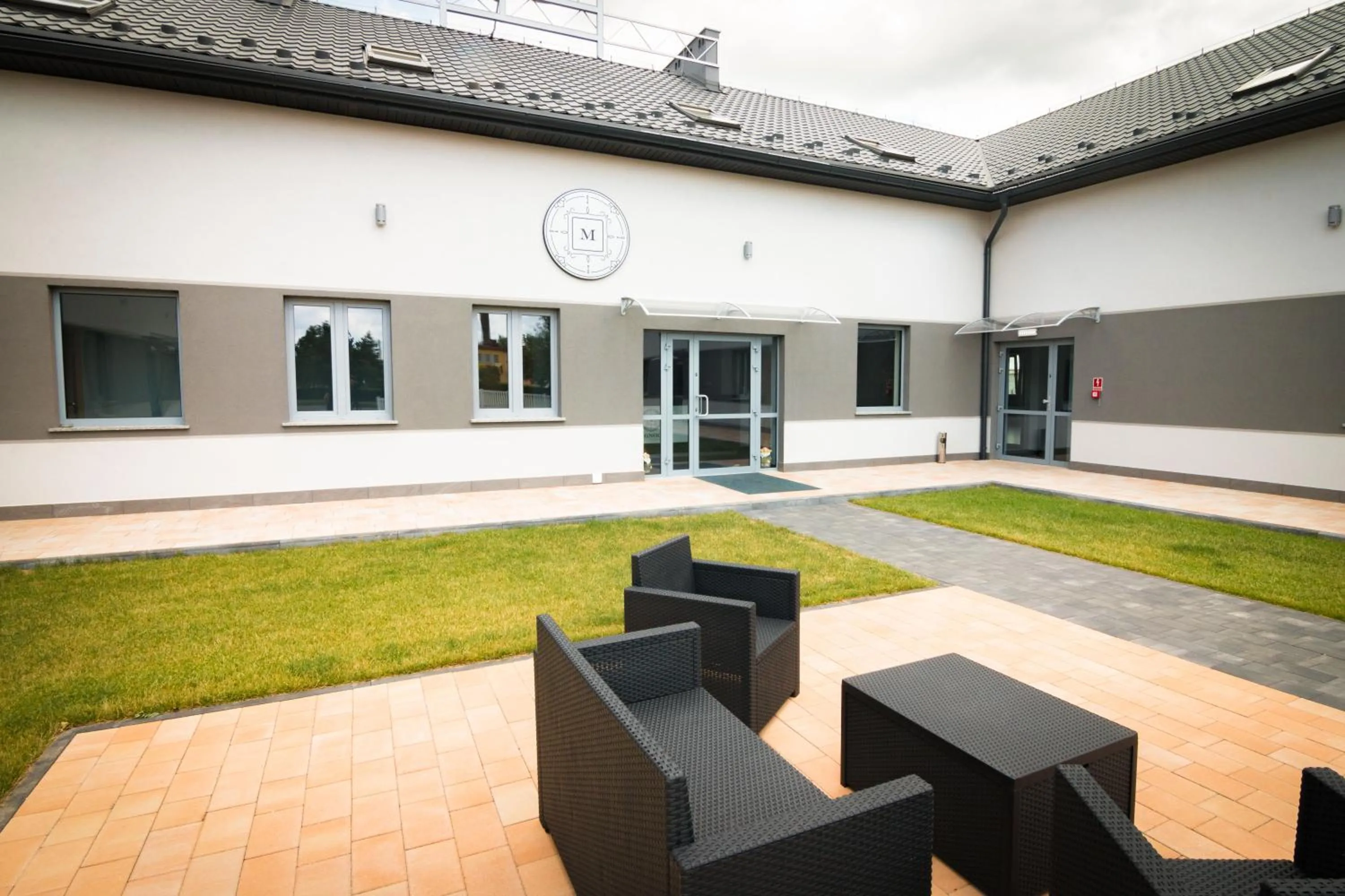 Facade/entrance in Magnolia Hotel&Restauracja