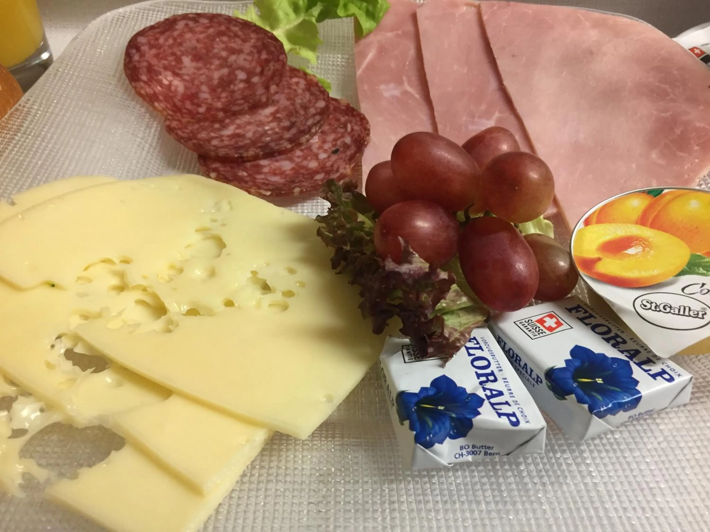Continental breakfast in Gasthaus zum Goldenen Kreuz