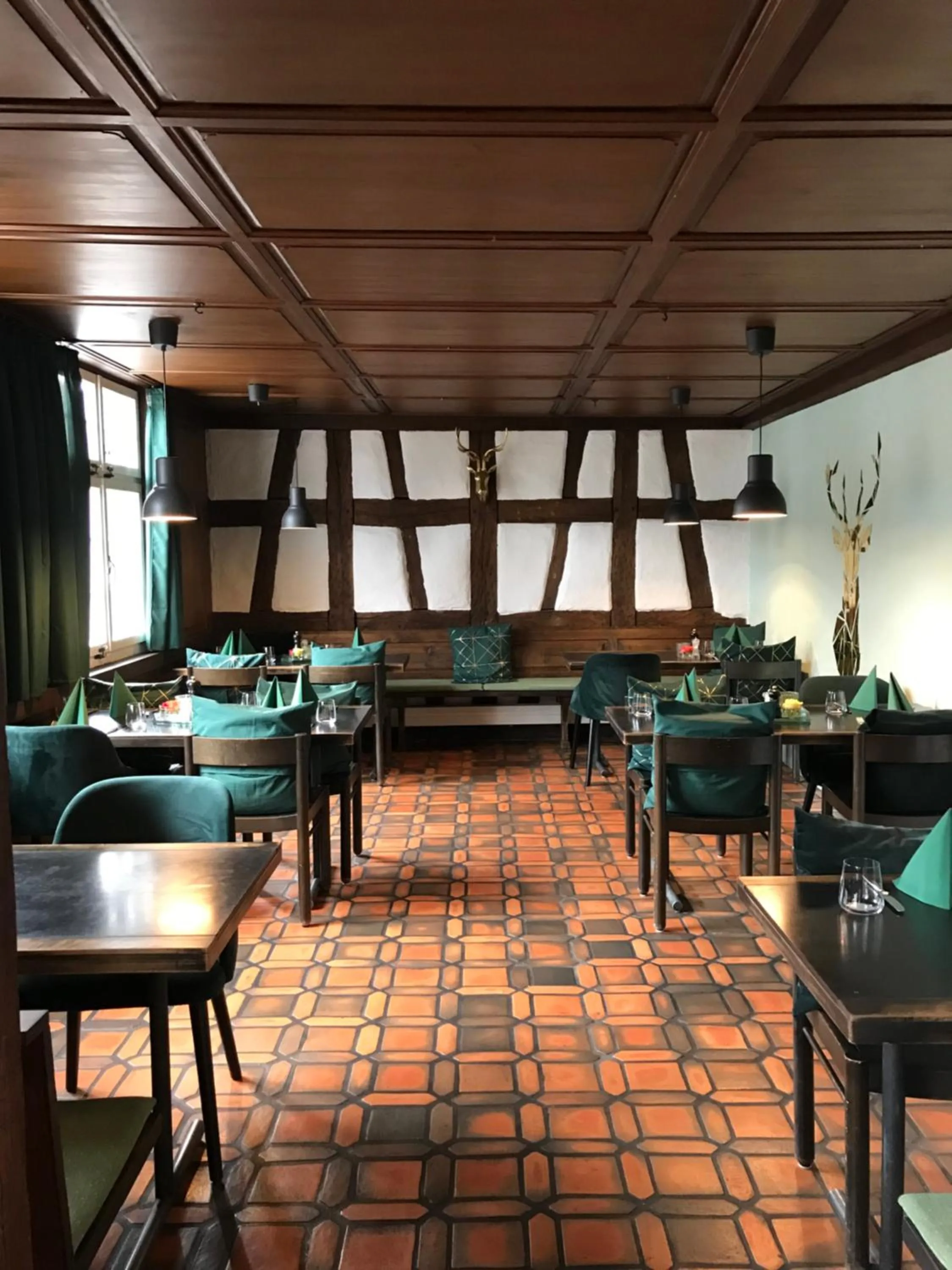 Restaurant/places to eat in Gasthaus zum Goldenen Kreuz