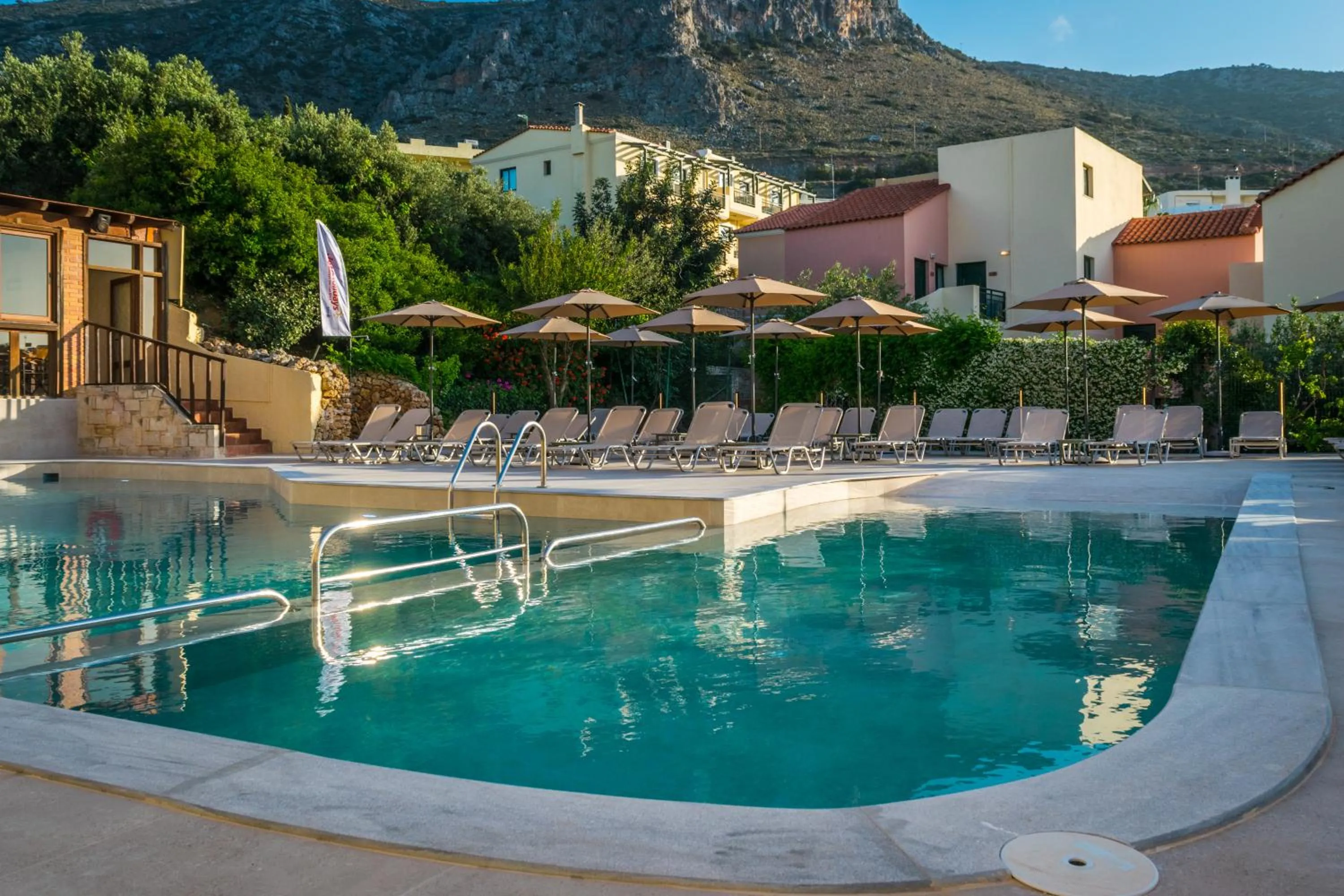 Swimming pool in Dream Village