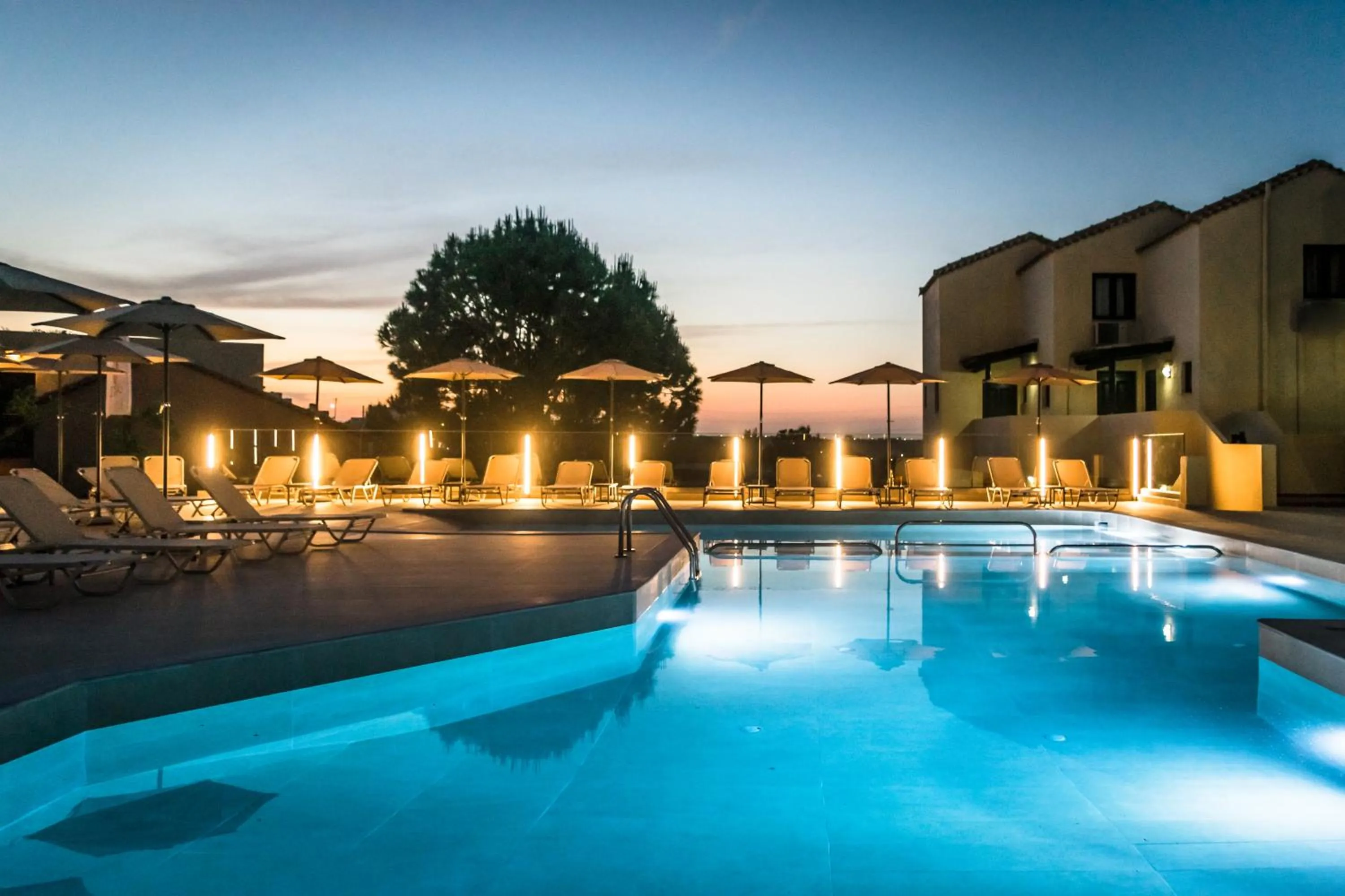 Swimming pool in Dream Village