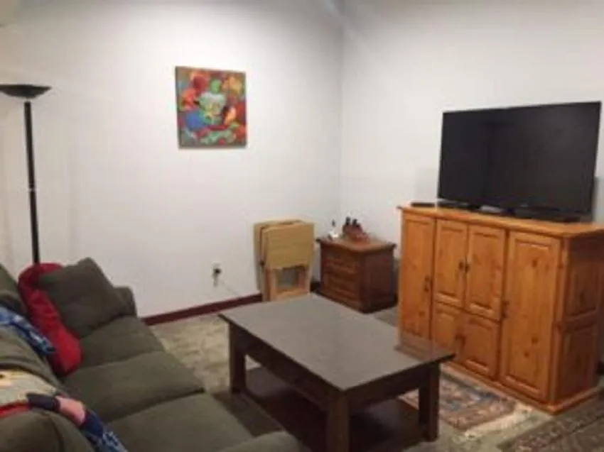 Eycat Lodging Company Guest House