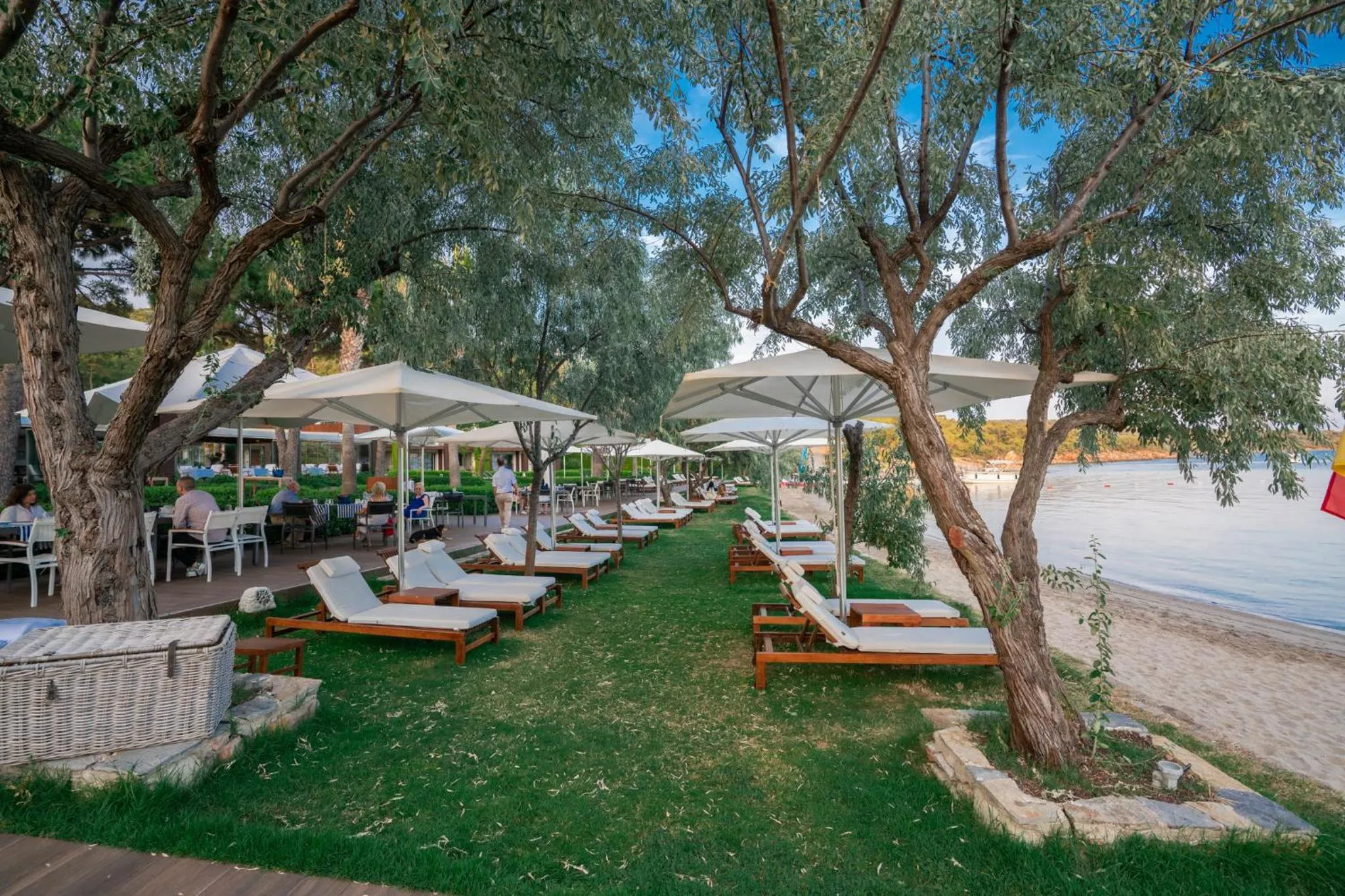 Beach in Ortunc Hotel - Cunda Island (Adult Only)