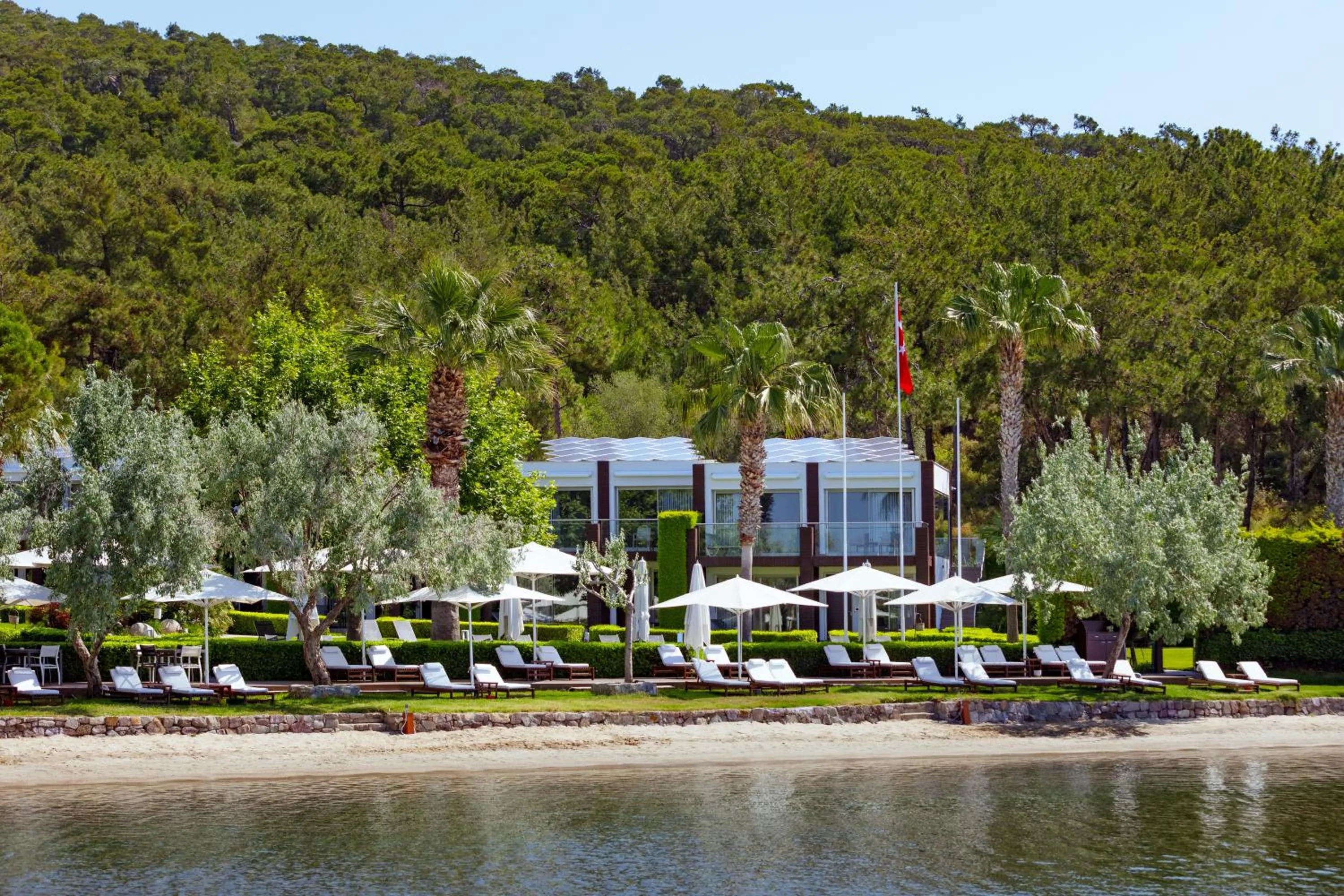 Beach in Ortunc Hotel - Cunda Island (Adult Only)