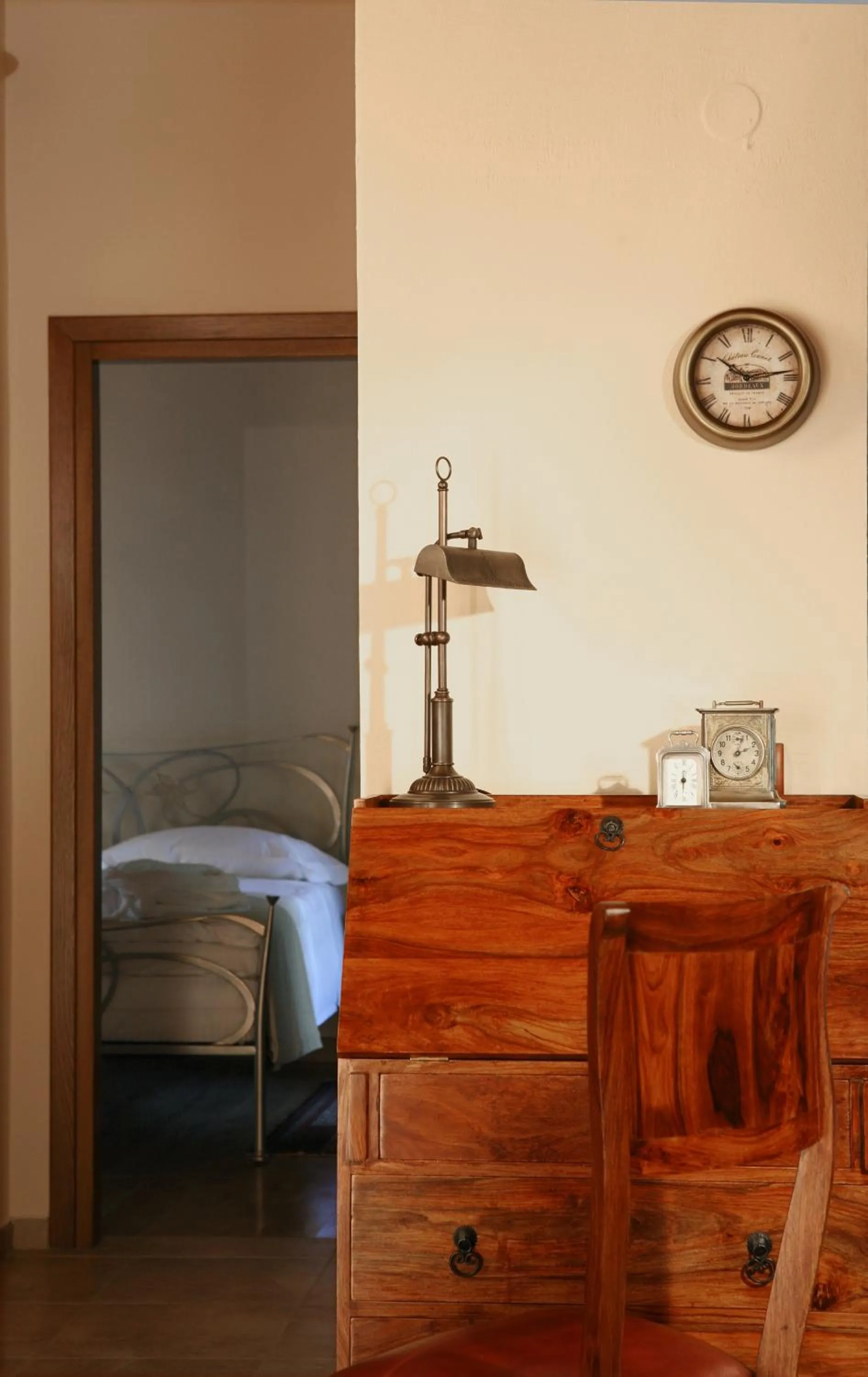 Decorative detail, Bed in Roes Suites