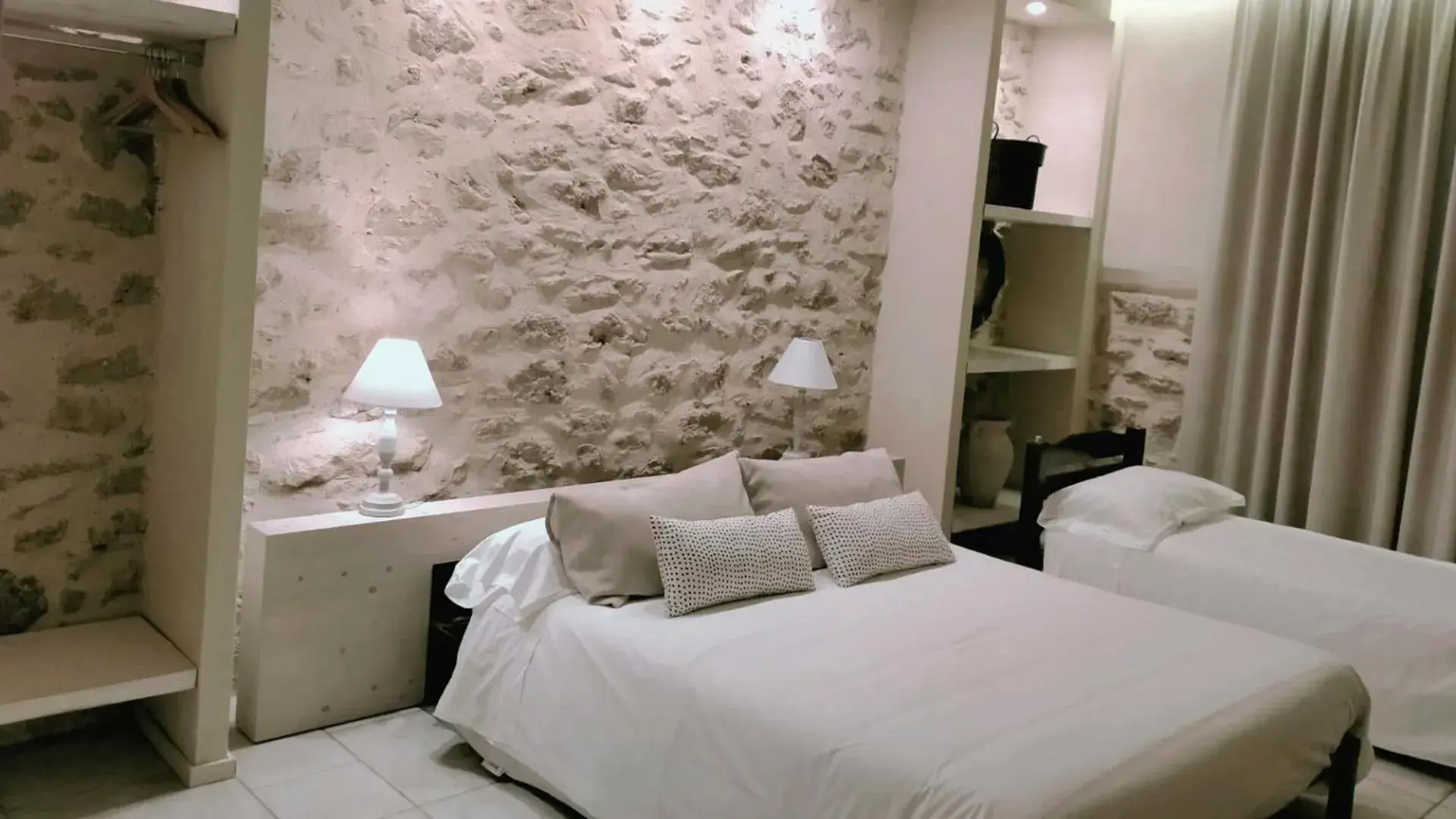 Triple Room in Colle San Mauro Triple Room in Colle San Mauro