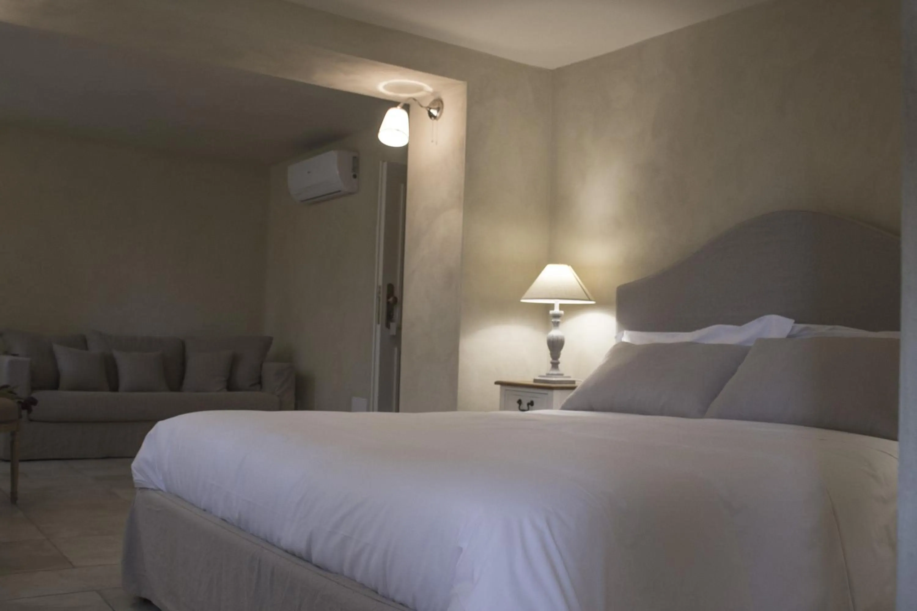 Photo of the whole room, Bed in Colle San Mauro