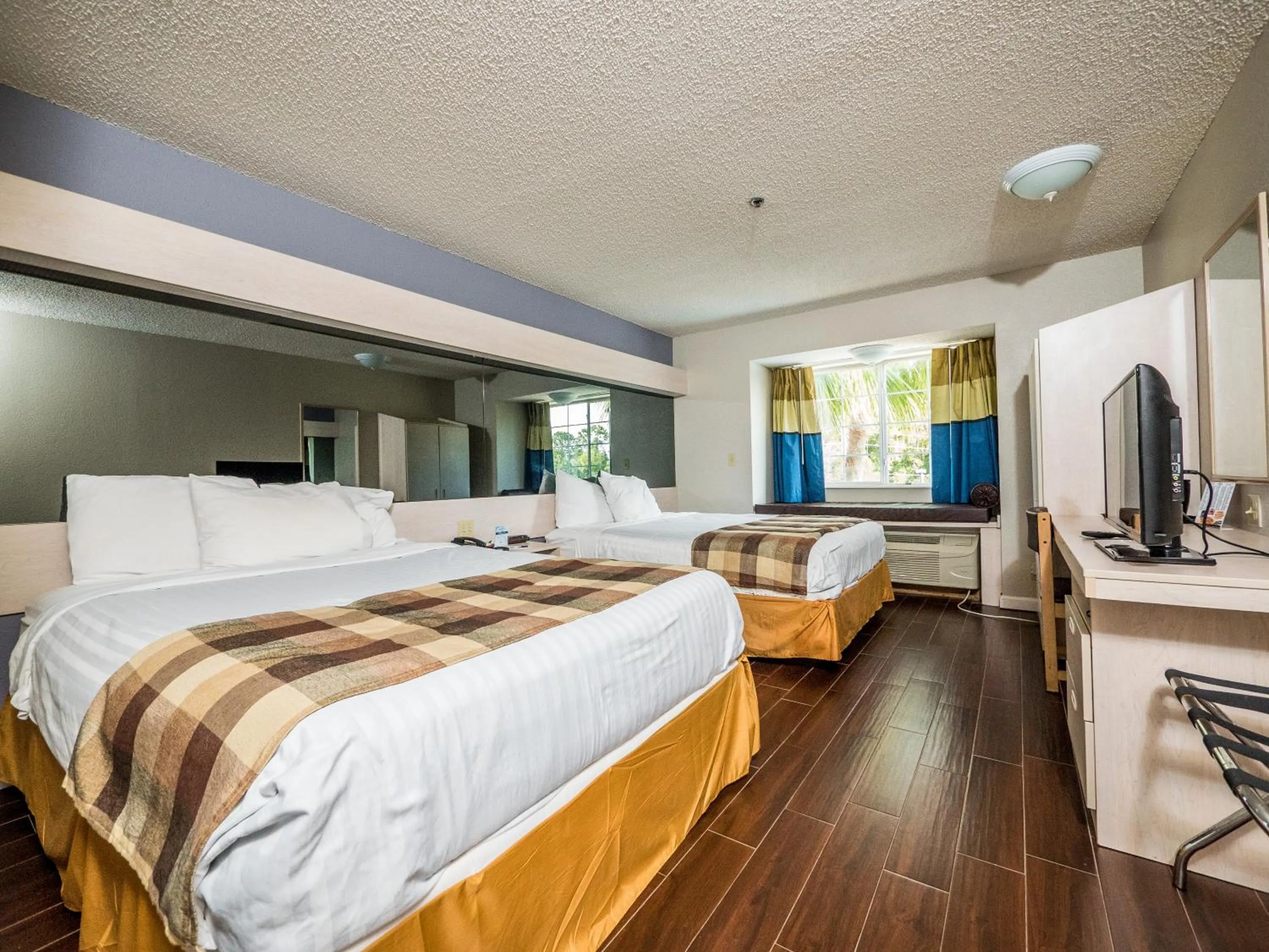 Bedroom, Bed in Microtel Inn & Suites by Wyndham Palm Coast I-95