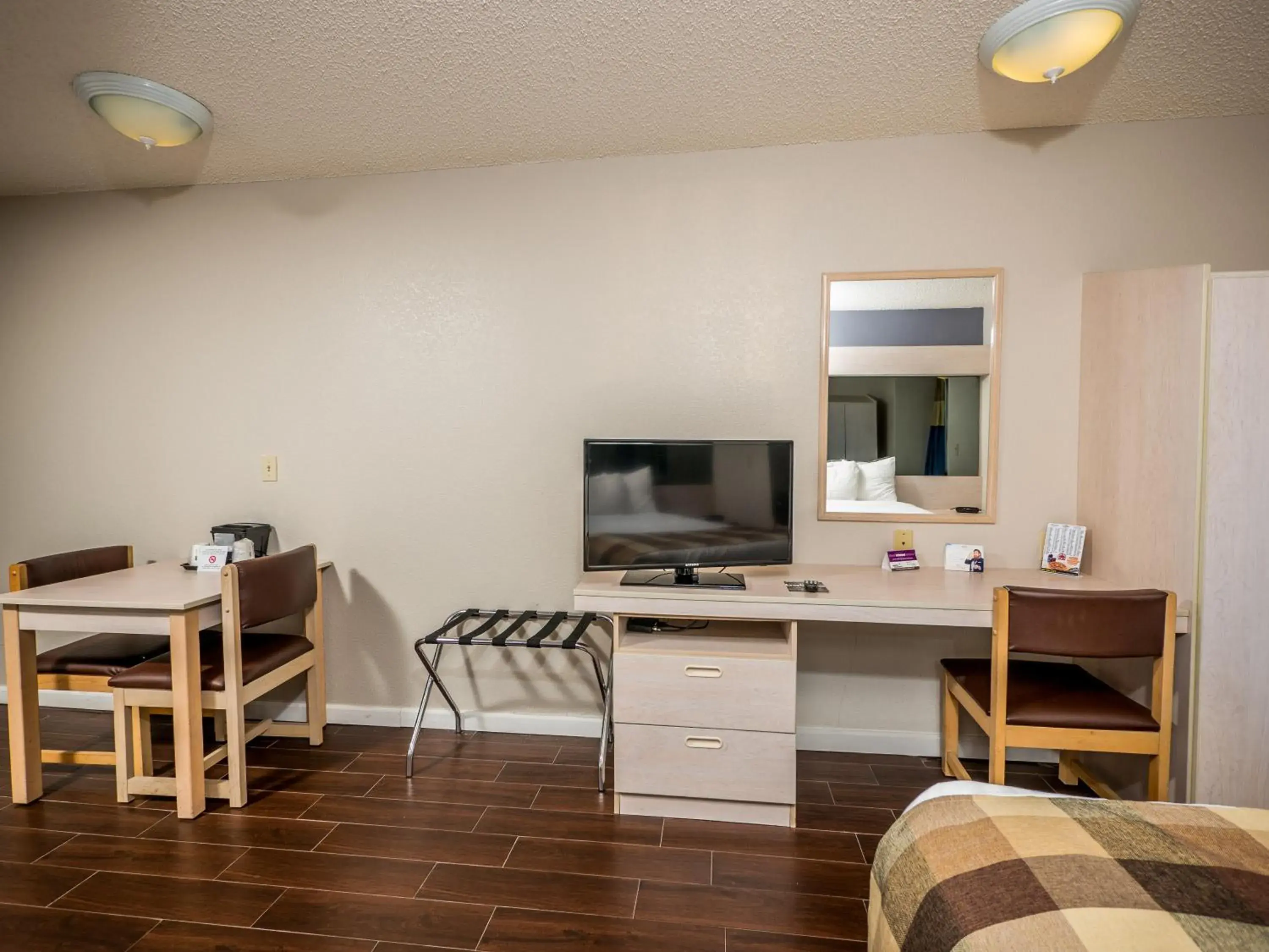 Queen Room with Two Queen Beds - Mobility/Hearing Accessible - Non-Smoking in Microtel Inn & Suites by Wyndham Palm Coast I-95 Queen Room with Two Queen Beds - Mobility/Hearing Accessible - Non-Smoking in Microtel Inn & Suites by Wyndham Palm Coast I-95