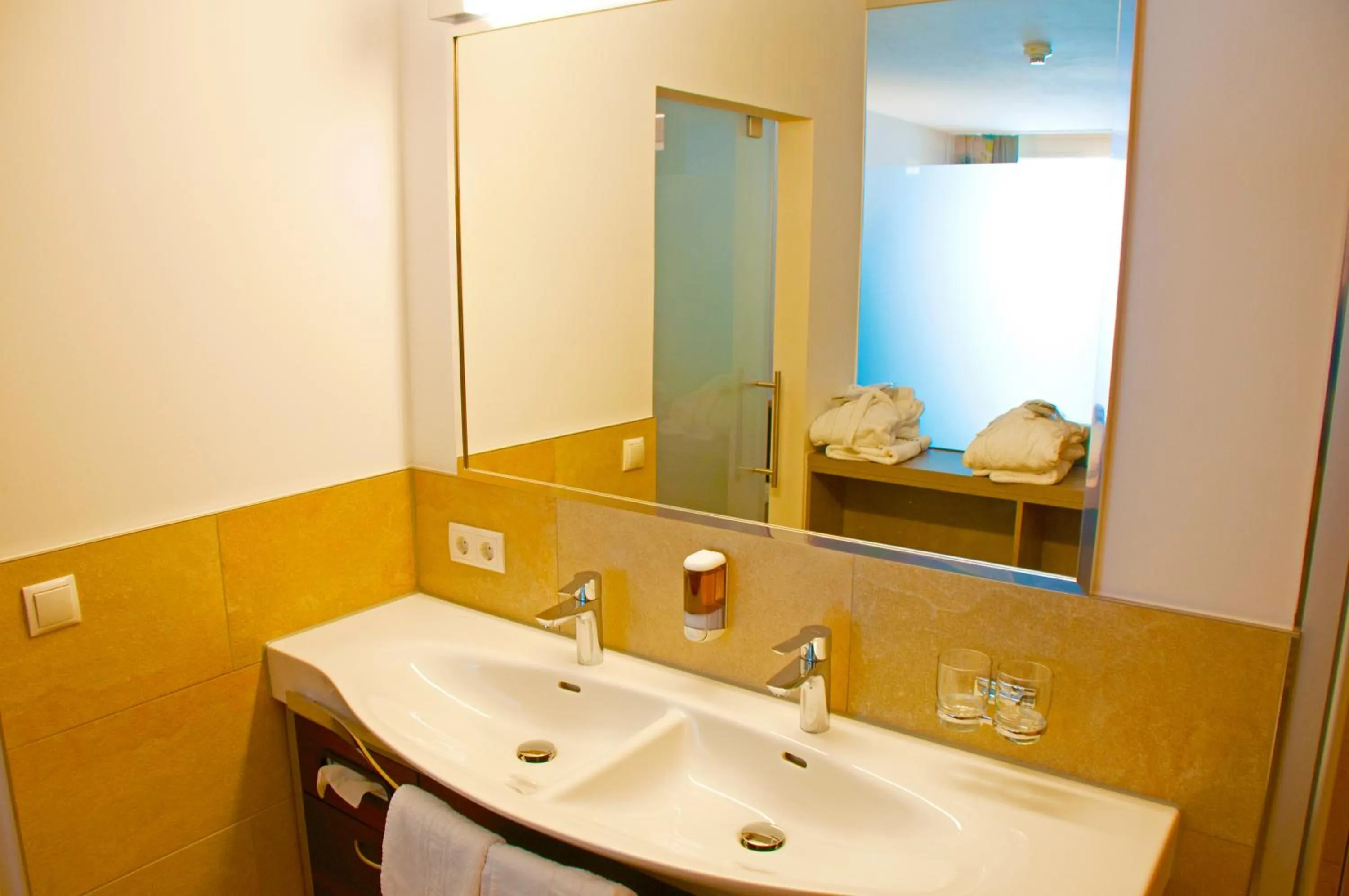 Bathroom in Hotel Nassereinerhof