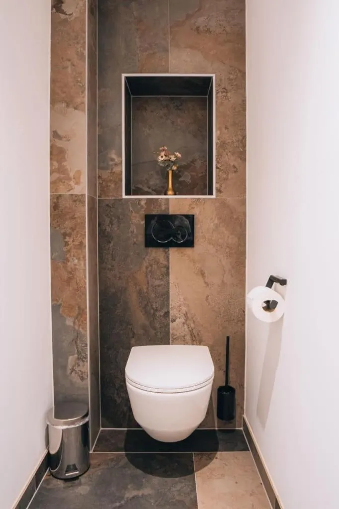 Toilet in Hotel Nassereinerhof