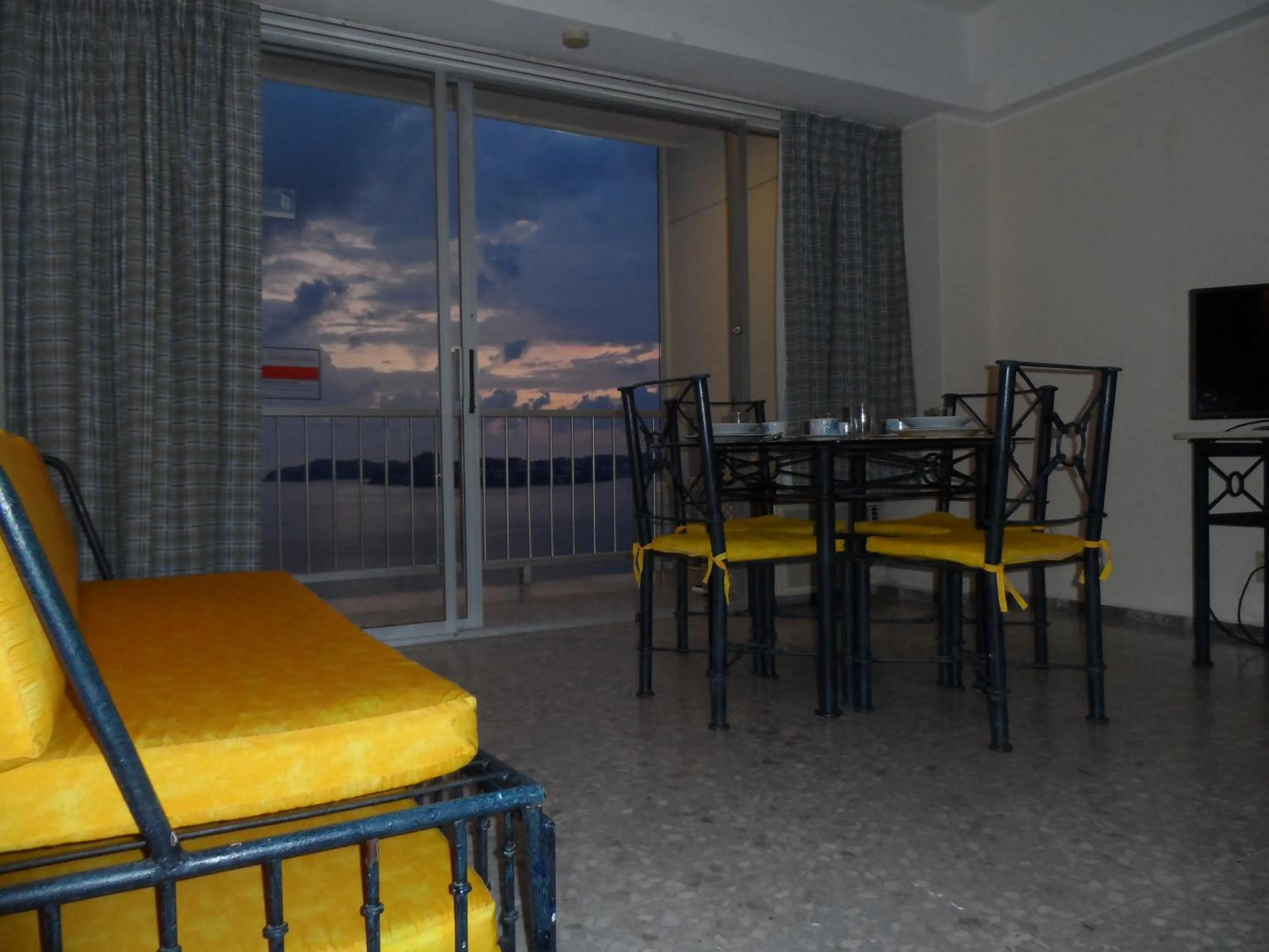 Sea view, Restaurant/Places to Eat in Hotel Las Torres Gemelas Acapulco