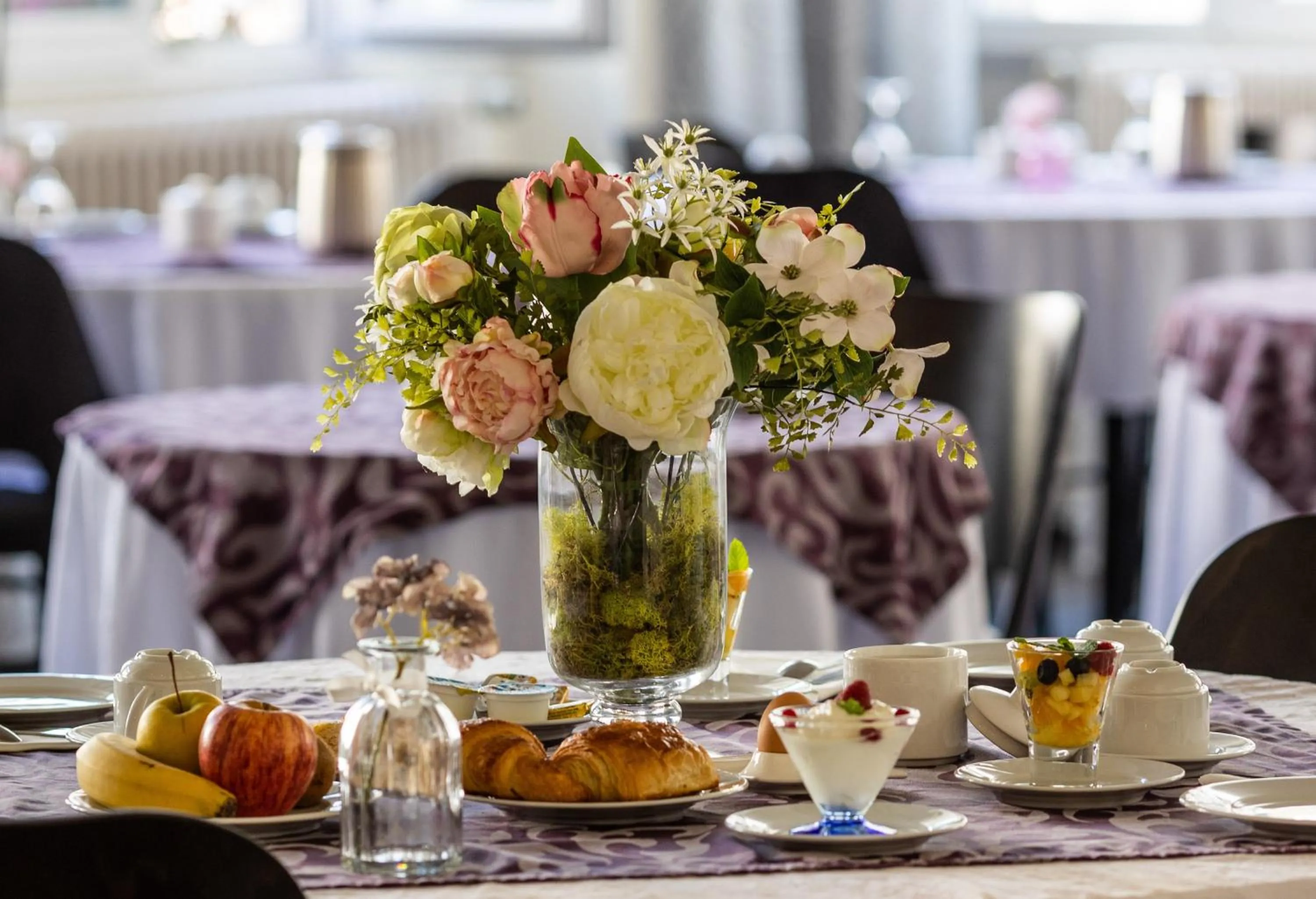 Breakfast in Grand Hôtel Du Nord