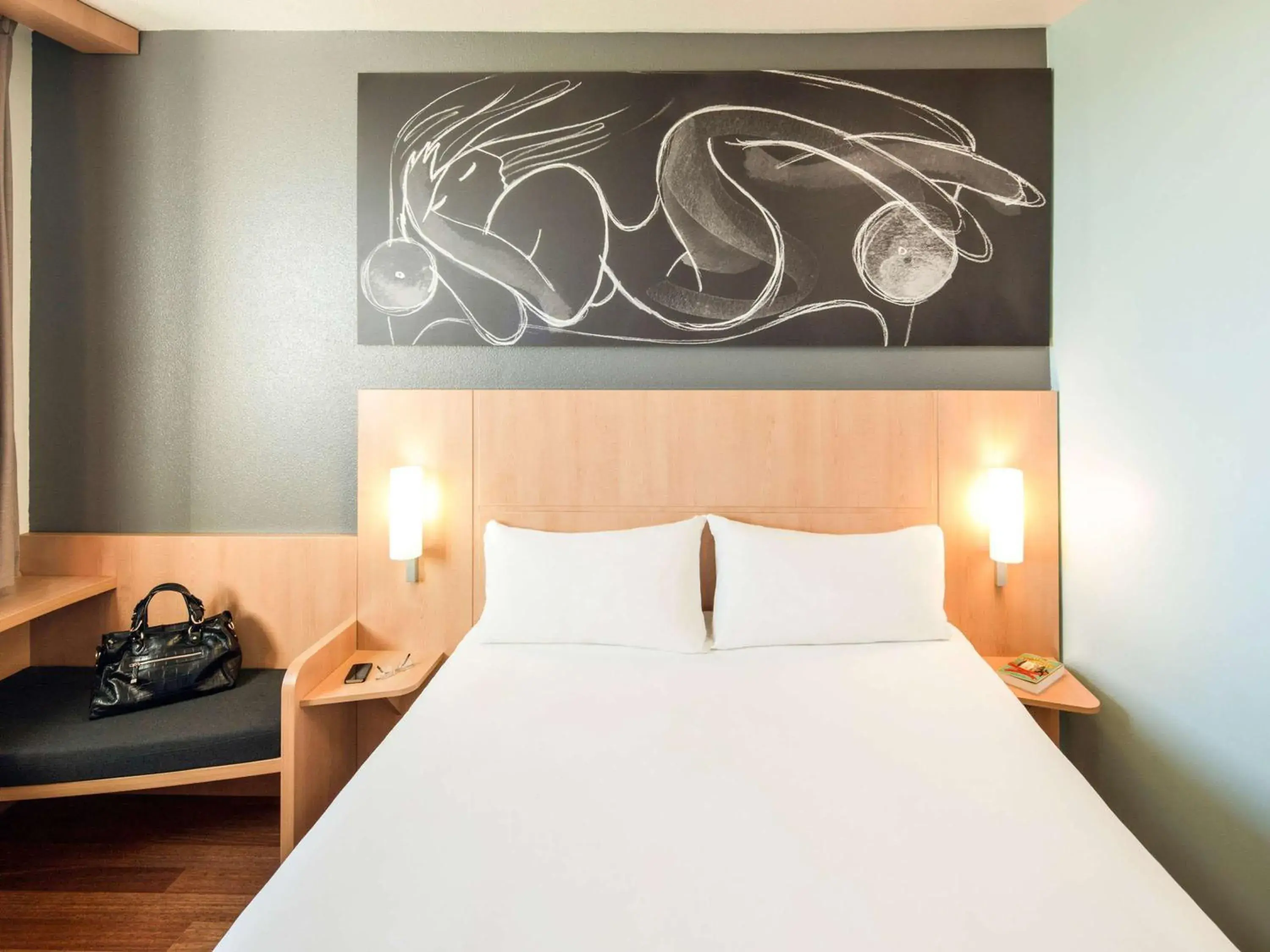 Double Room in Ibis Barcelona Meridiana Double Room in Ibis Barcelona Meridiana