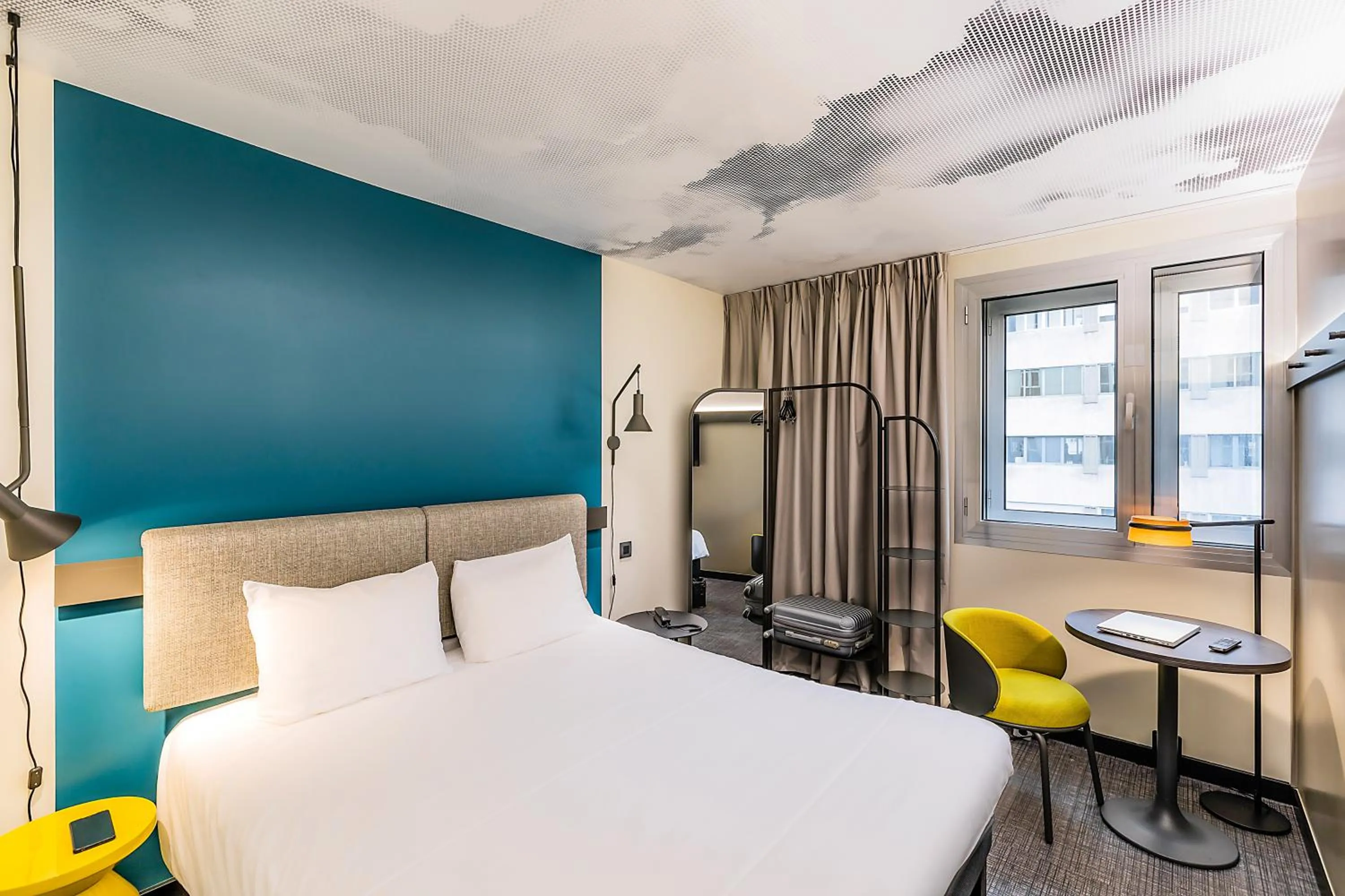 Bed in Ibis Barcelona Aeropuerto Viladecans