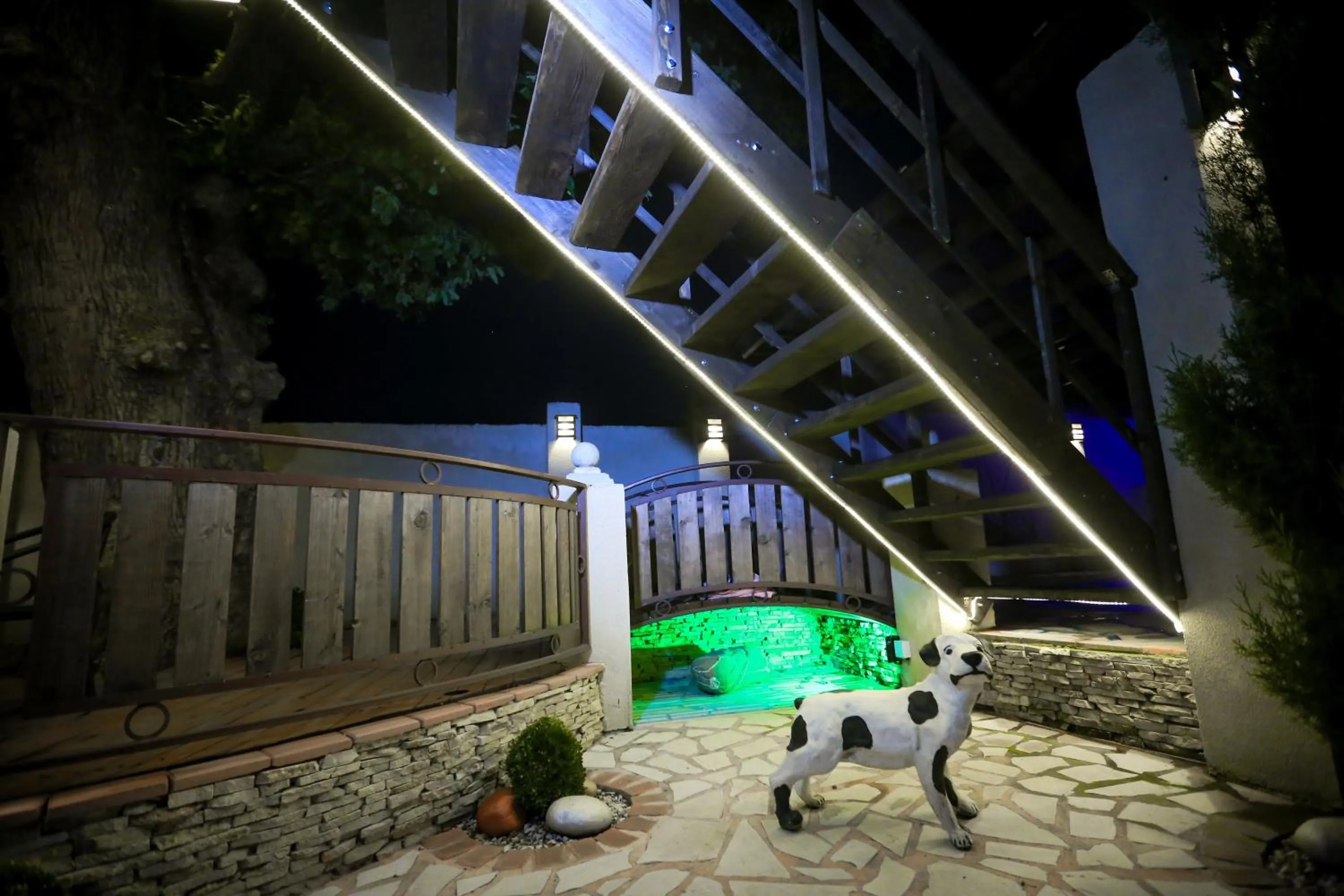 Garden in Garden Hotel