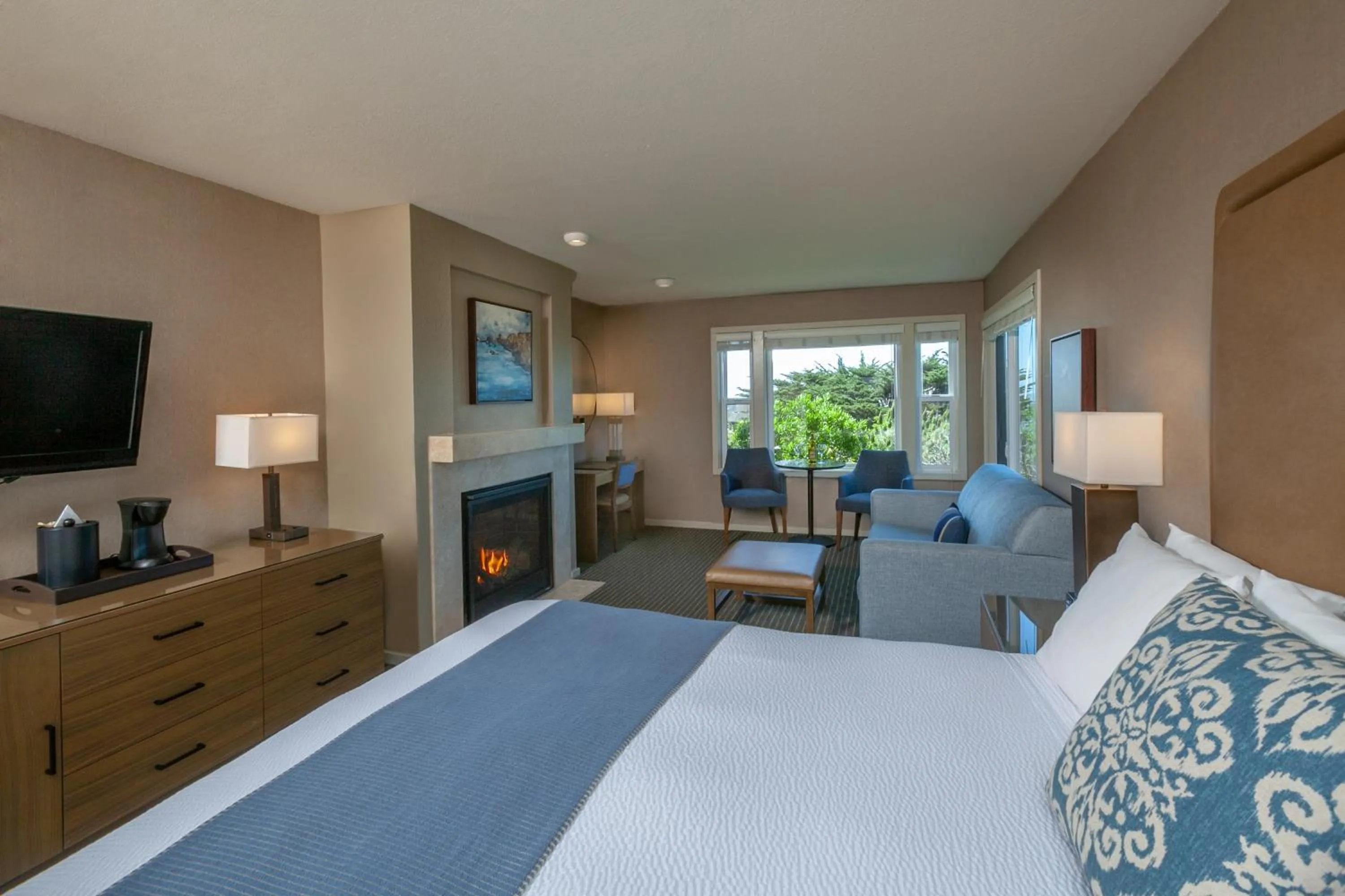 Bed in The Inn at the Tides