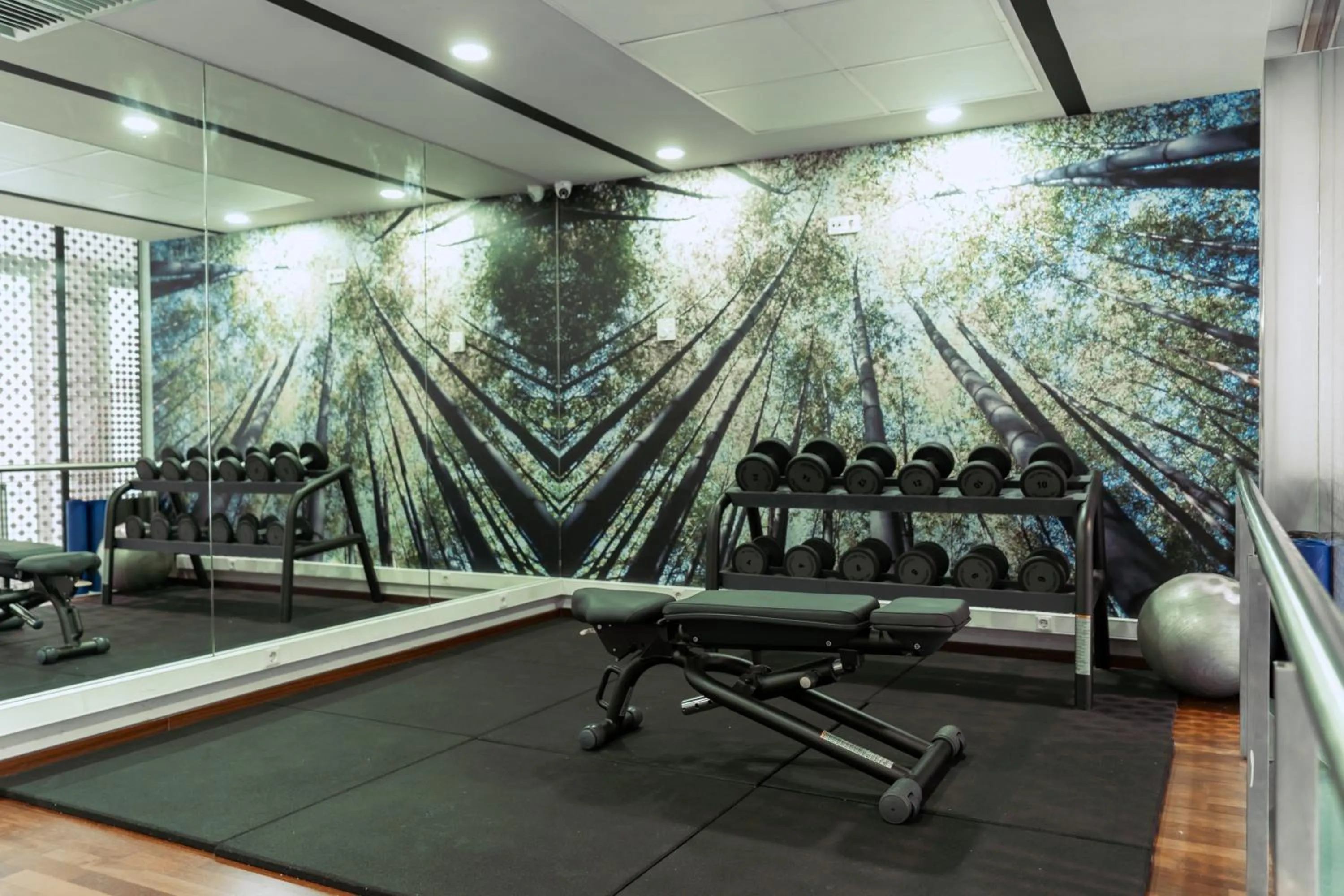 Fitness centre/facilities in Ibis Barcelona Plaza Glòries 22@